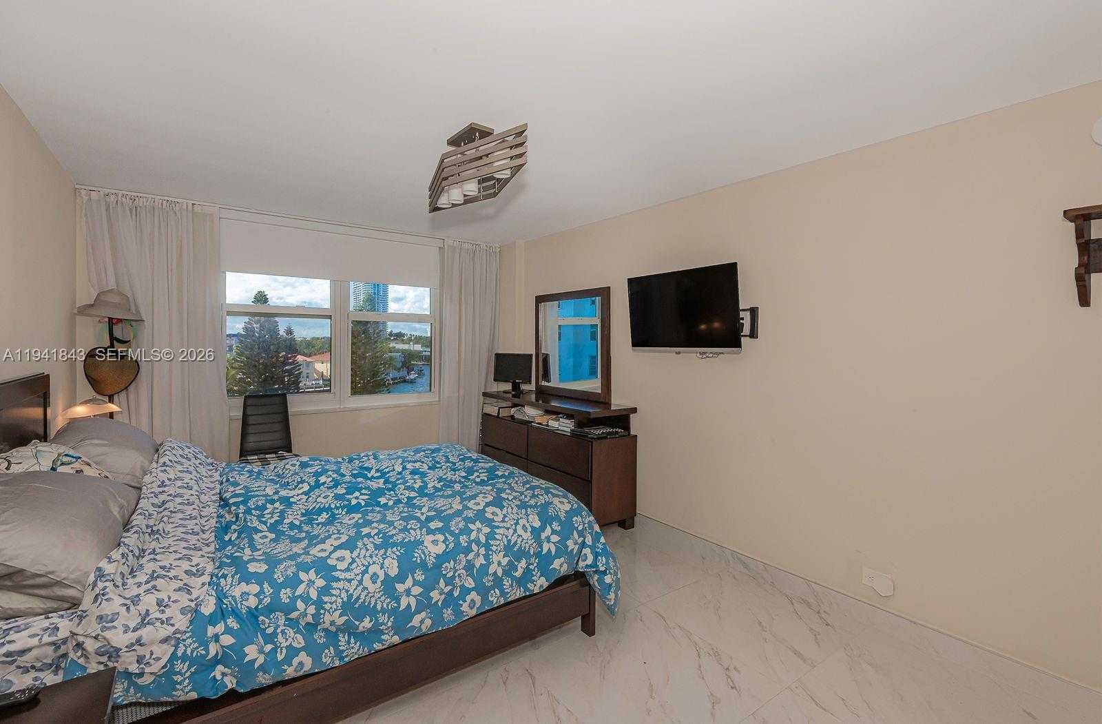 Small Image of 301 174TH ST #619, Sunny Isles Beach Number 20