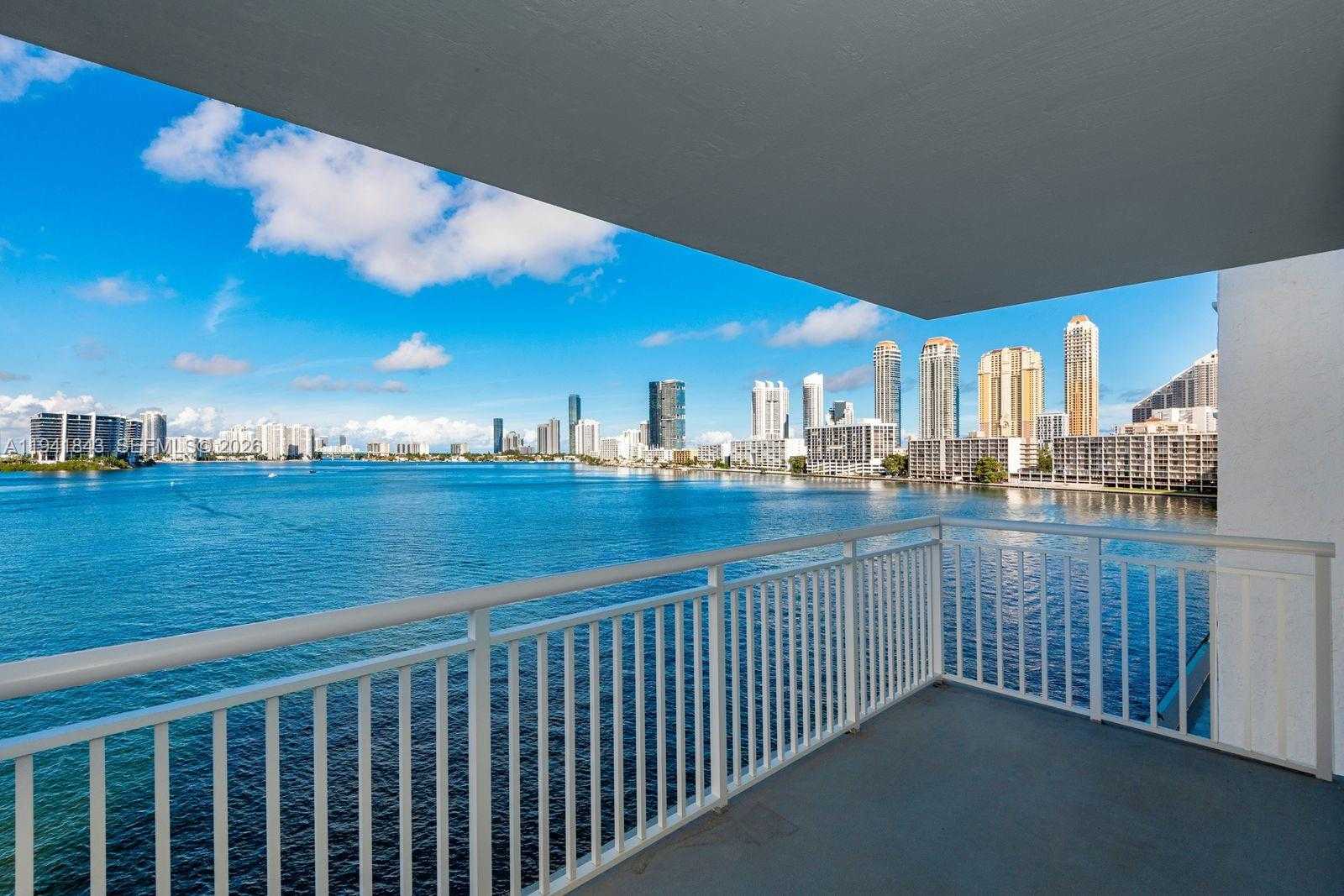 Small Image of 301 174TH ST #619, Sunny Isles Beach Number 3