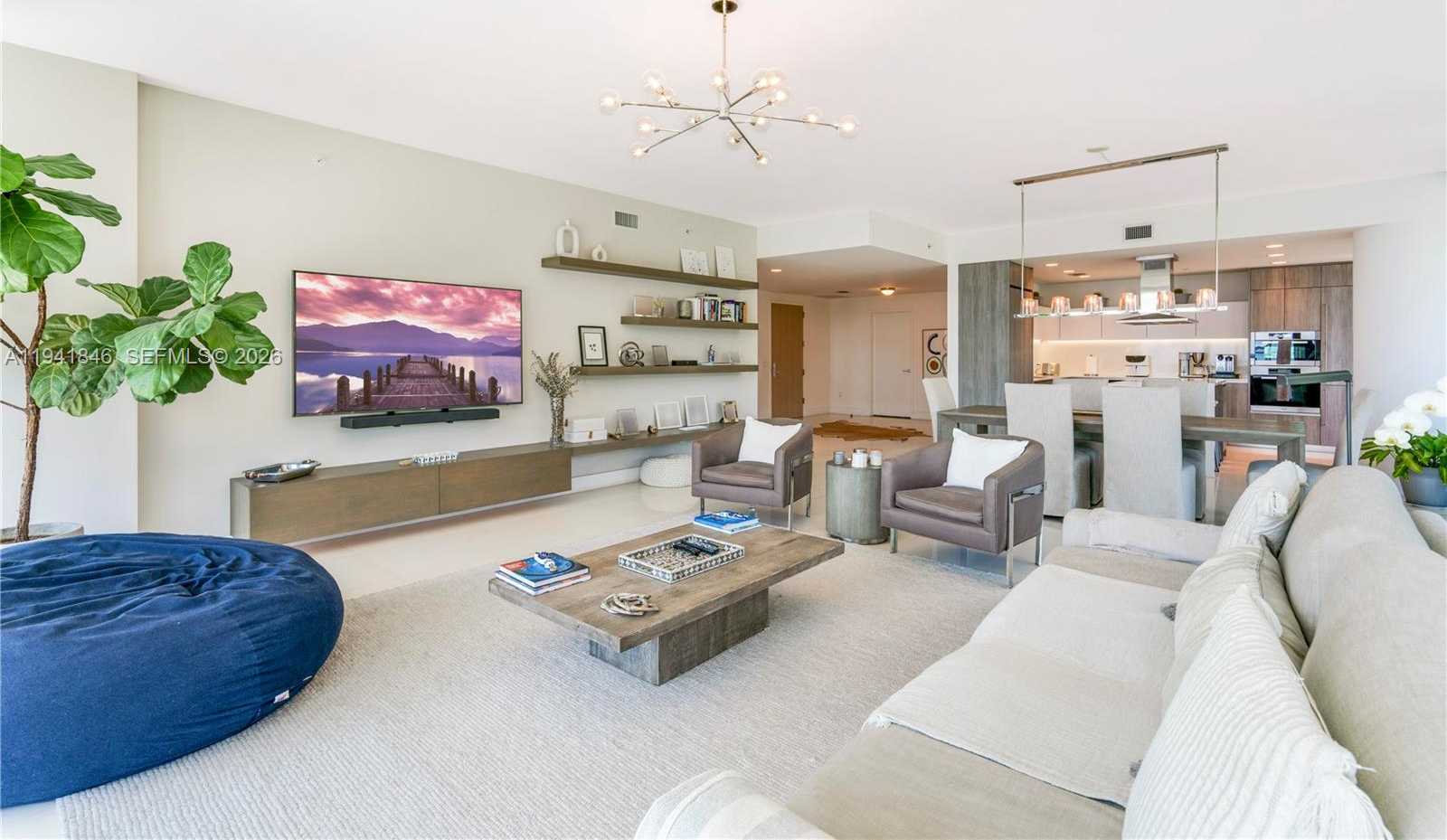 Small Image of 350 OCEAN DR #201N, Key Biscayne Number 3