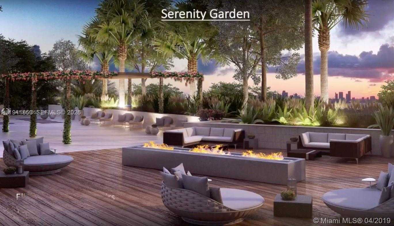 Small Image of 300 SOUTH POINTE DR #909, Miami Beach Number 12