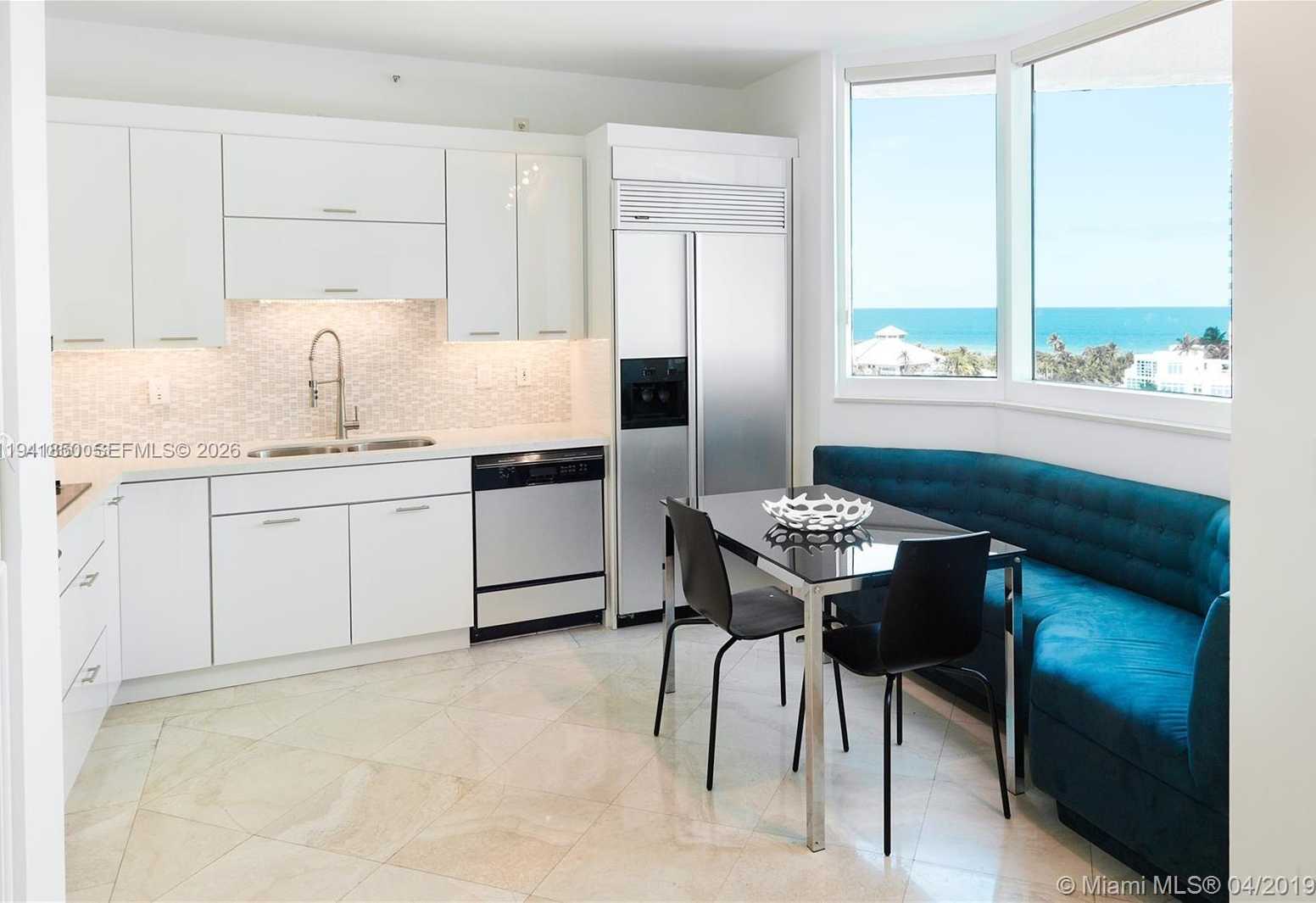 Small Image of 300 SOUTH POINTE DR #909, Miami Beach Number 4