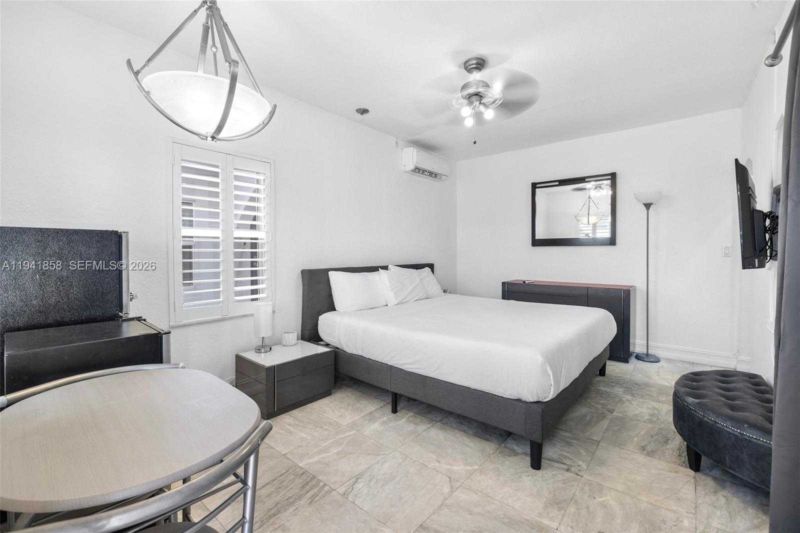 Small Image of 1908 NORTH OCEAN DR #1B & 2B package, Hollywood Number 19