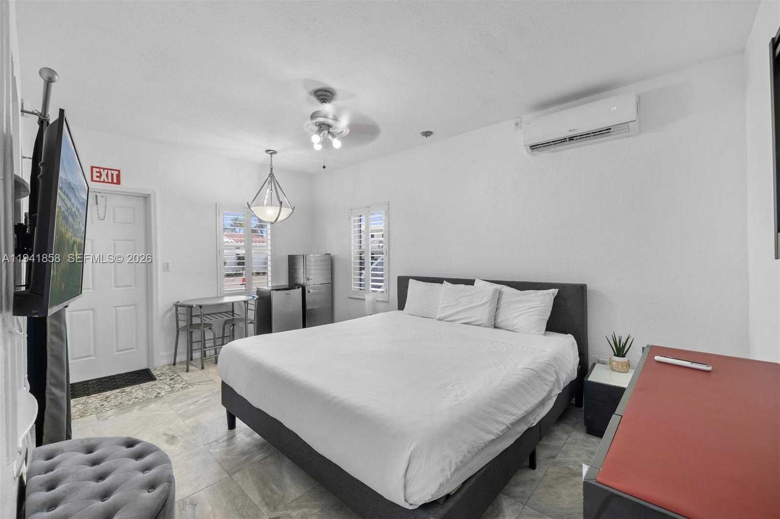 Small Image of 1908 NORTH OCEAN DR #1B & 2B package, Hollywood Number 20