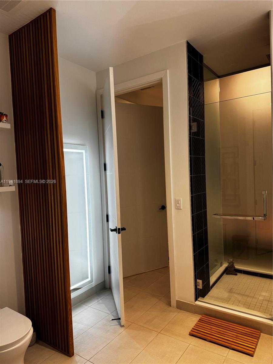 Small Image of 1030 15TH ST #316, Miami Beach Number 17