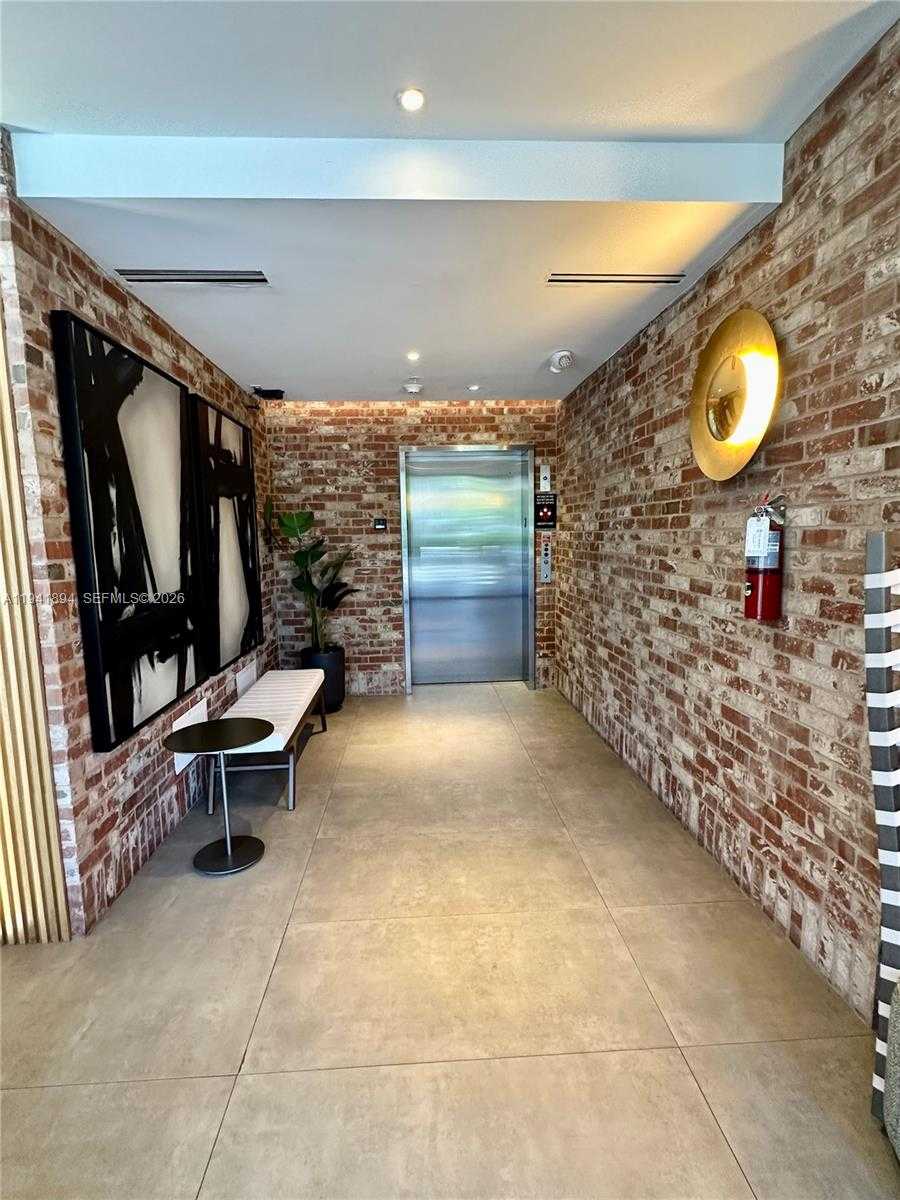 Small Image of 1030 15TH ST #316, Miami Beach Number 8