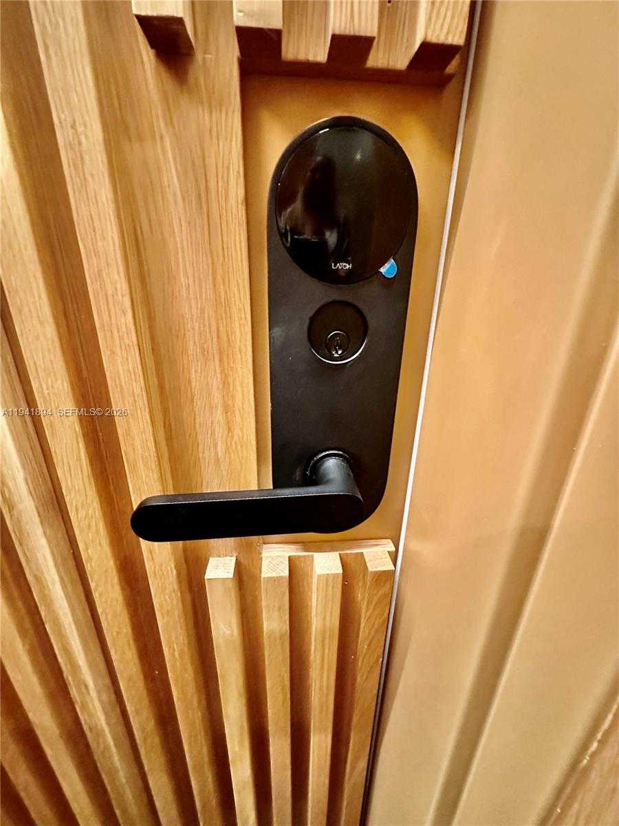 Small Image of 1030 15TH ST #316, Miami Beach Number 9