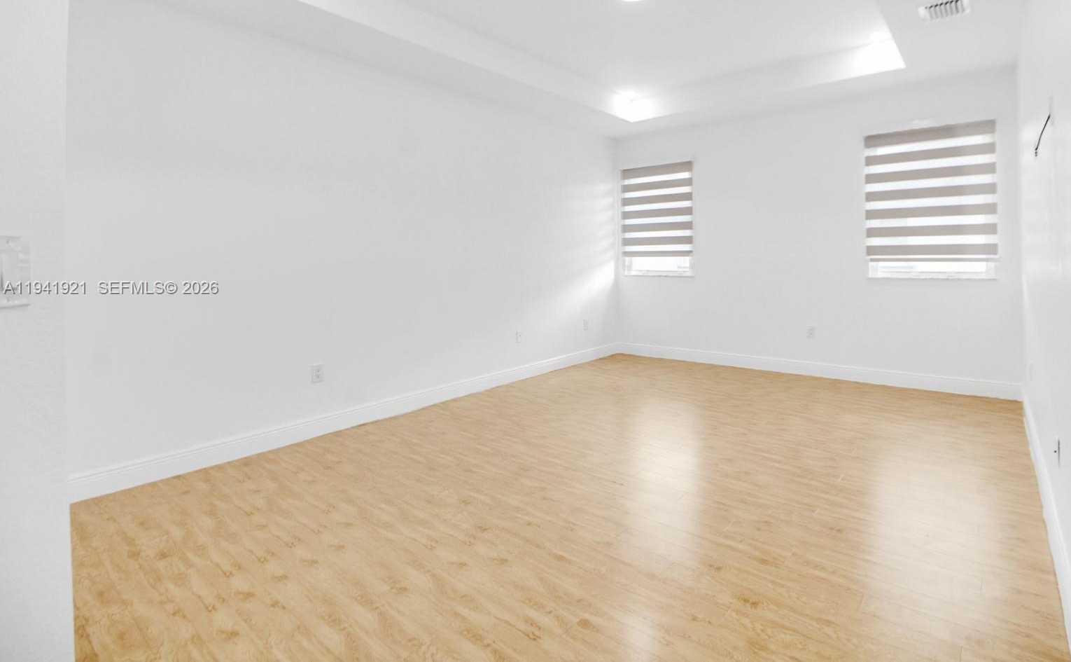 Small Image of 8159 NORTH WEST 116TH CT, Doral Number 24