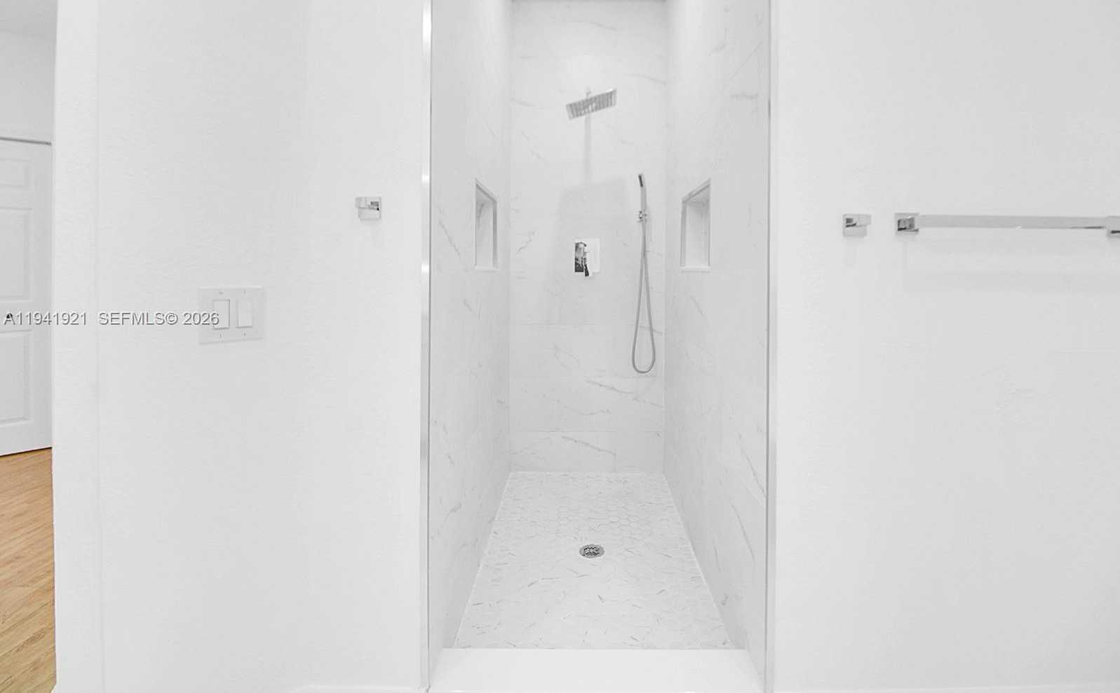 Small Image of 8159 NORTH WEST 116TH CT, Doral Number 25