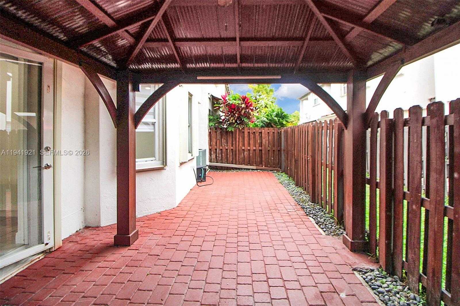 Small Image of 8159 NORTH WEST 116TH CT, Doral Number 33