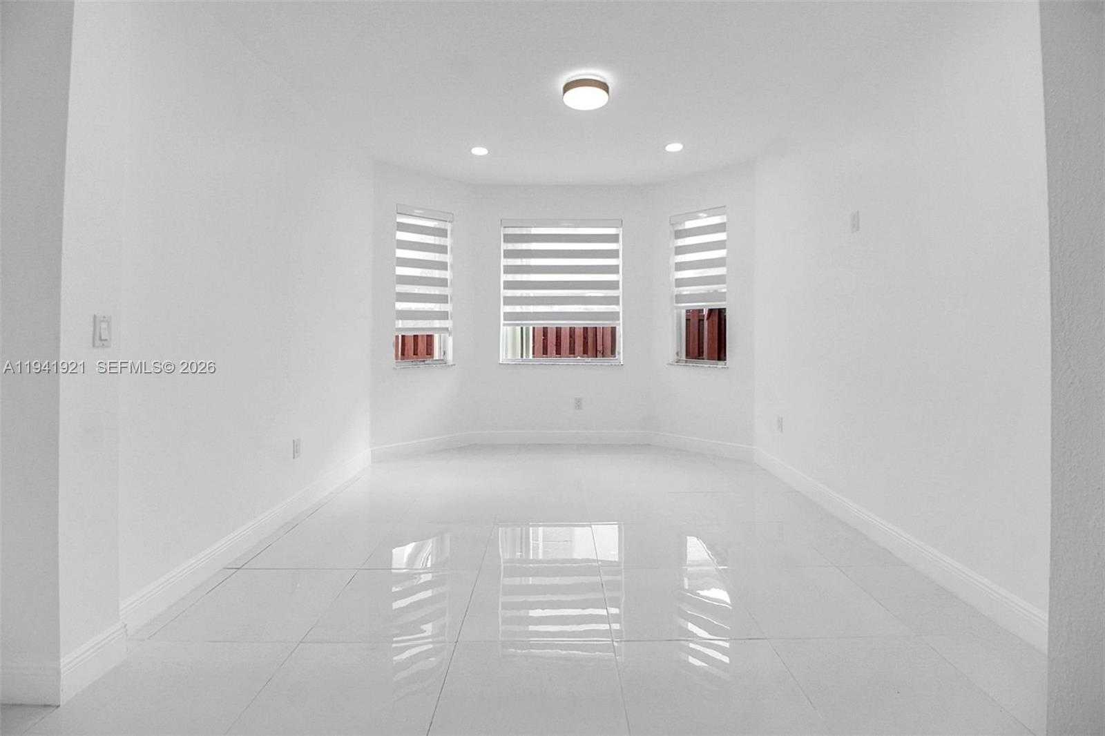 Small Image of 8159 NORTH WEST 116TH CT, Doral Number 9