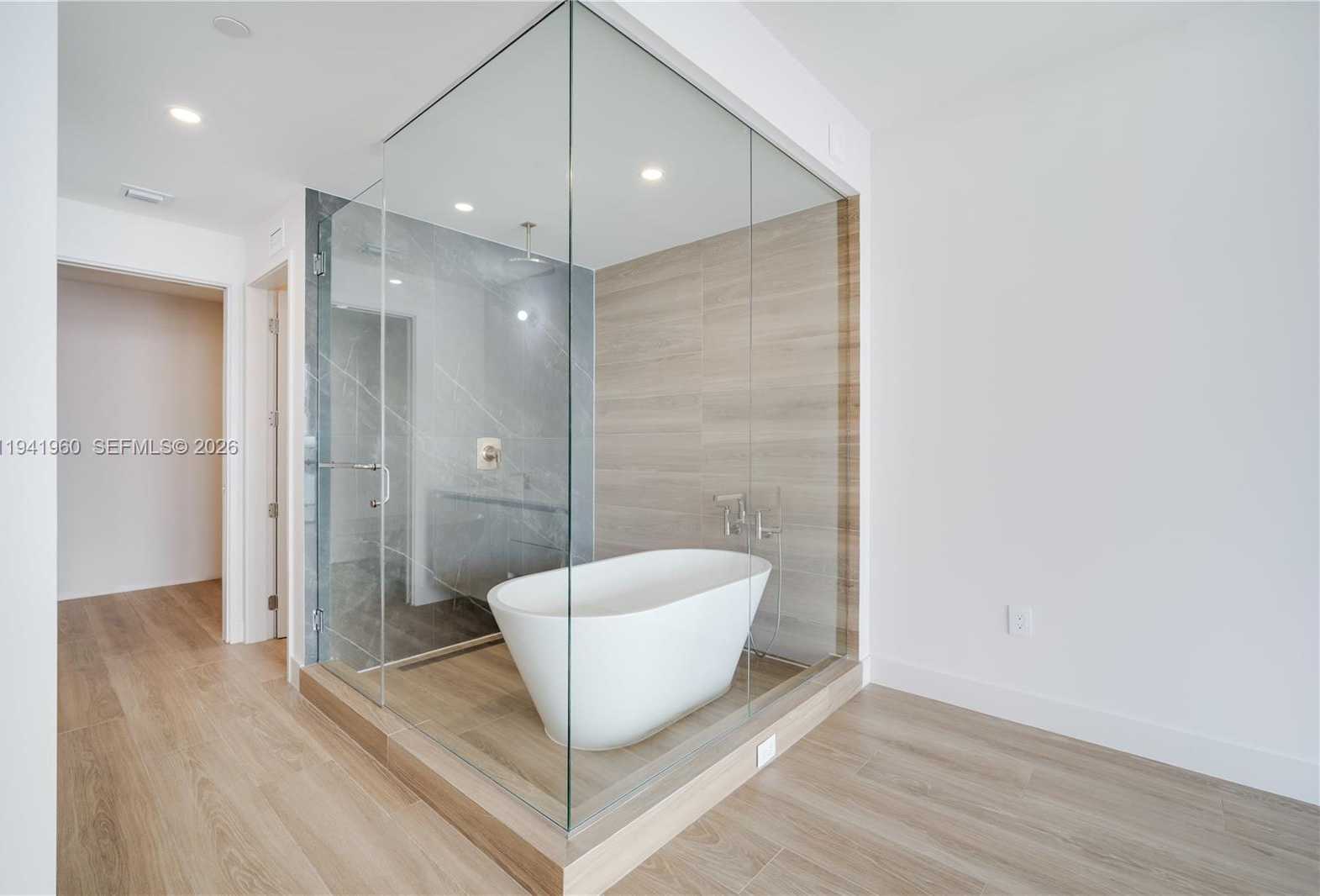 Small Image of 700 NORTH EAST 24 STREET #4203, Miami Number 17