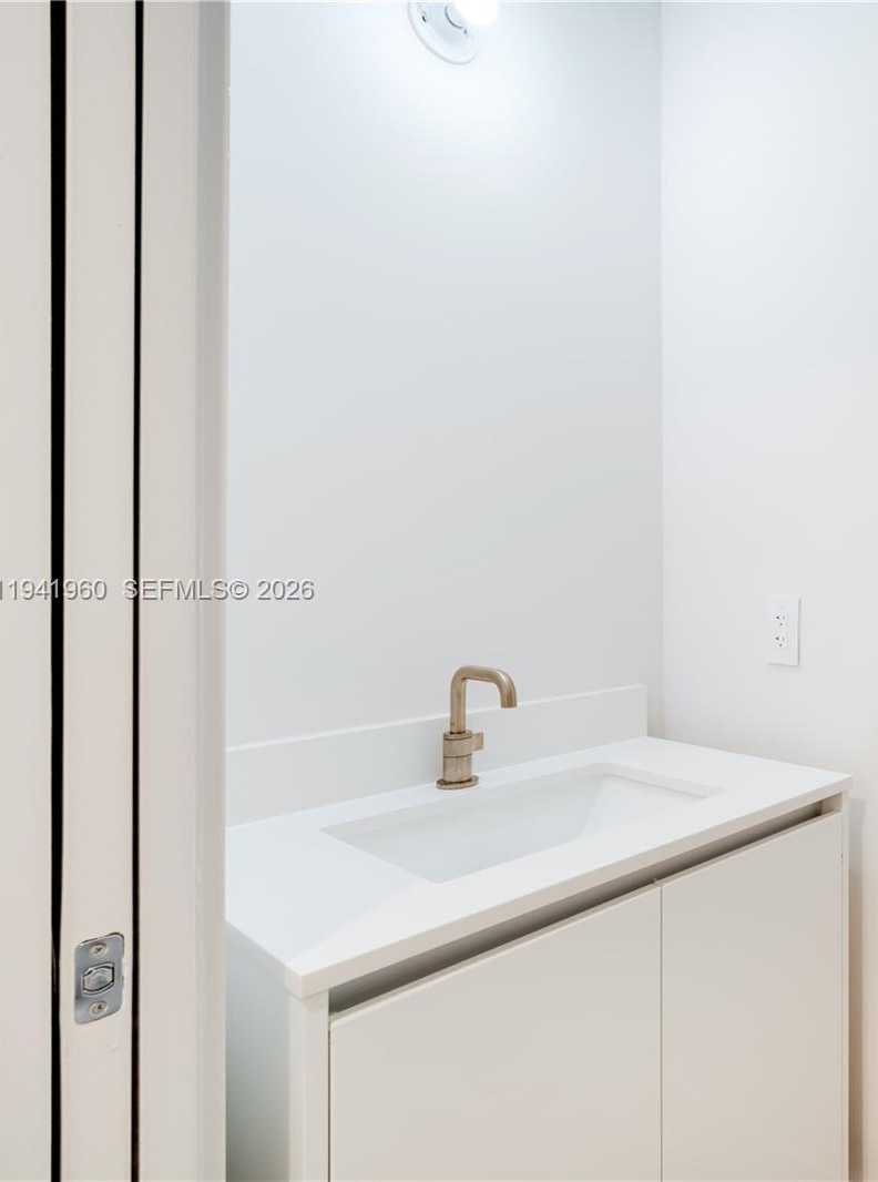 Small Image of 700 NORTH EAST 24 STREET #4203, Miami Number 25