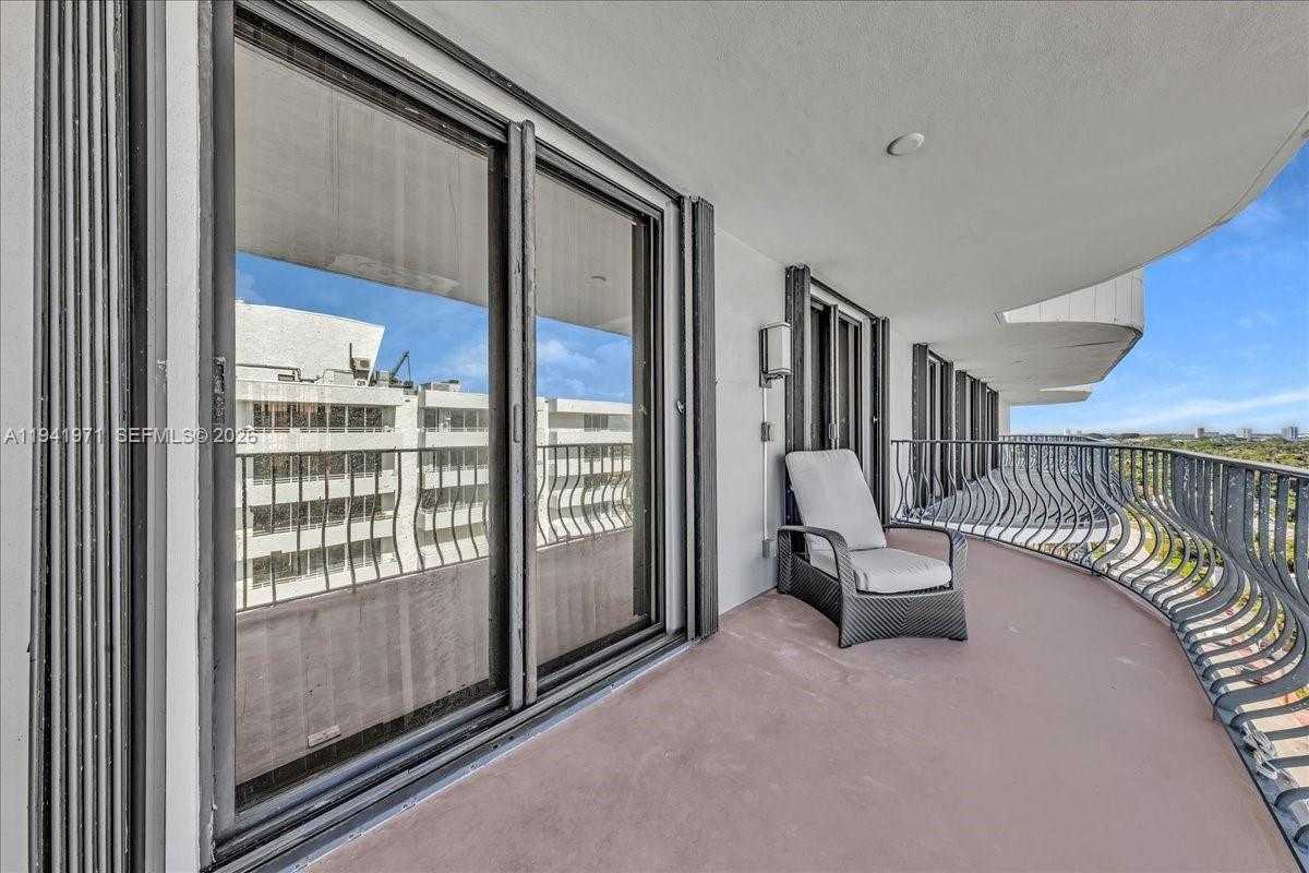 Small Image of 8877 COLLINS AVE #PH-2, Surfside Number 25