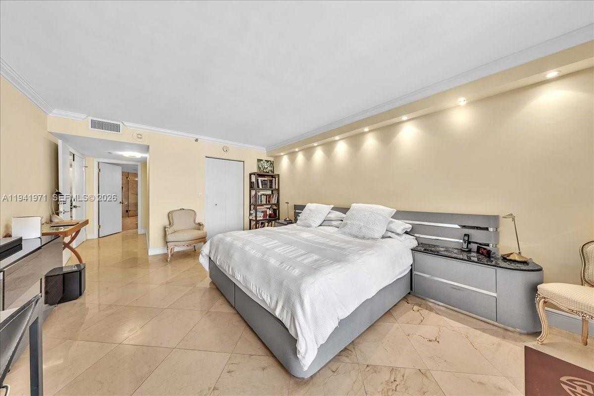 Small Image of 8877 COLLINS AVE #PH-2, Surfside Number 34