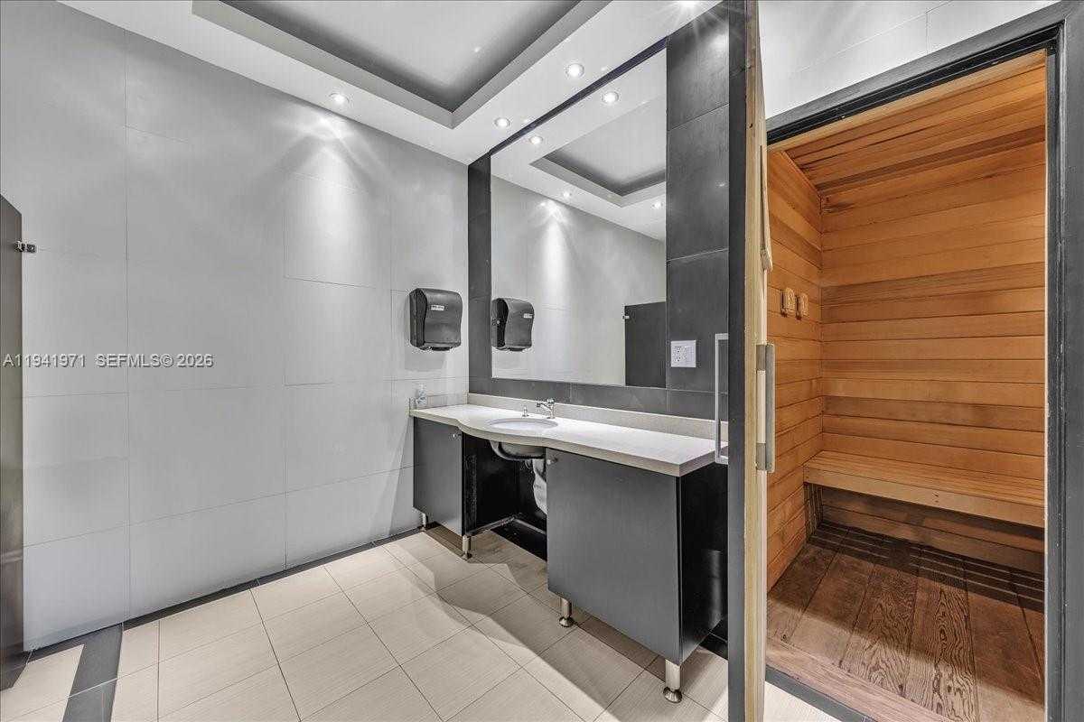 Small Image of 8877 COLLINS AVE #PH-2, Surfside Number 44