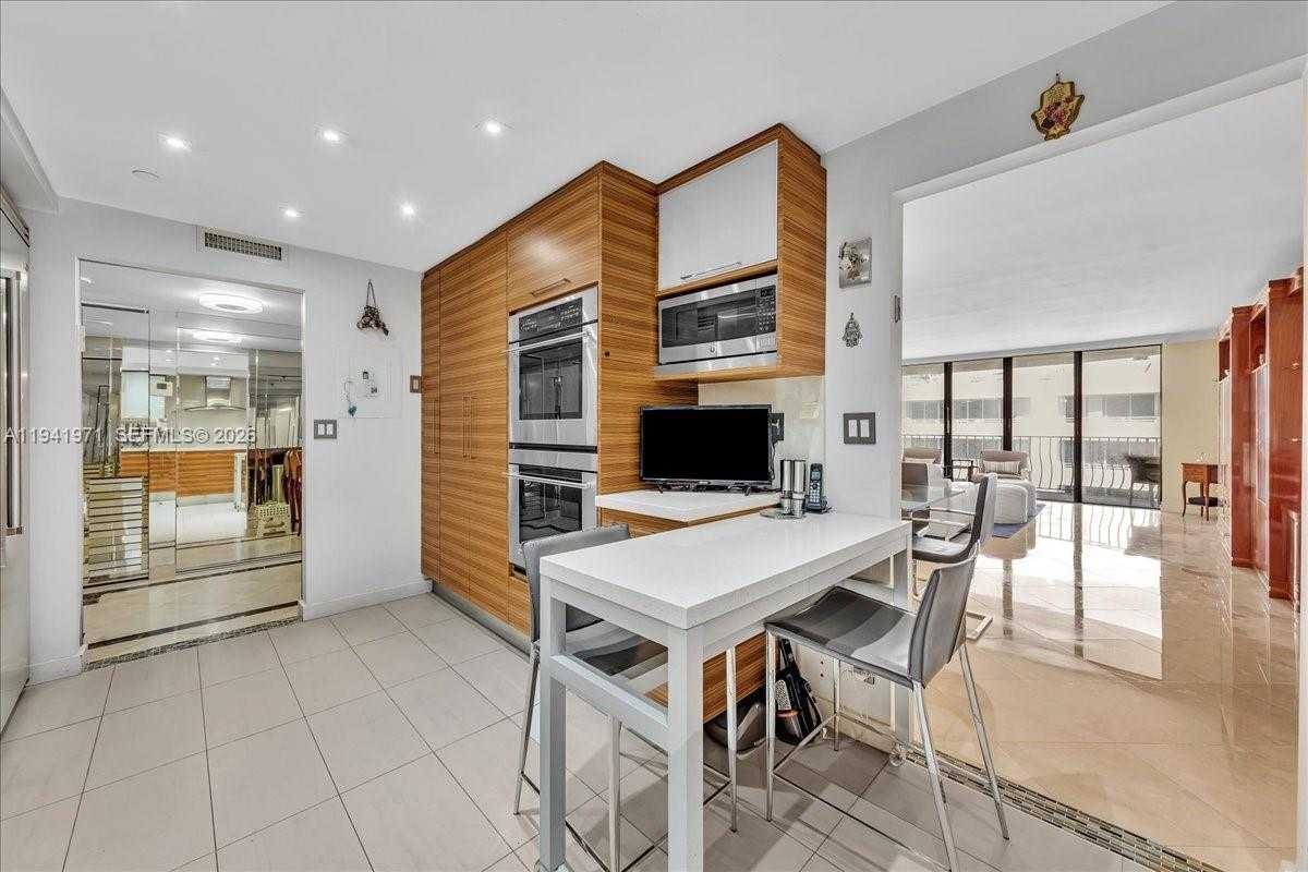 Small Image of 8877 COLLINS AVE #PH-2, Surfside Number 9