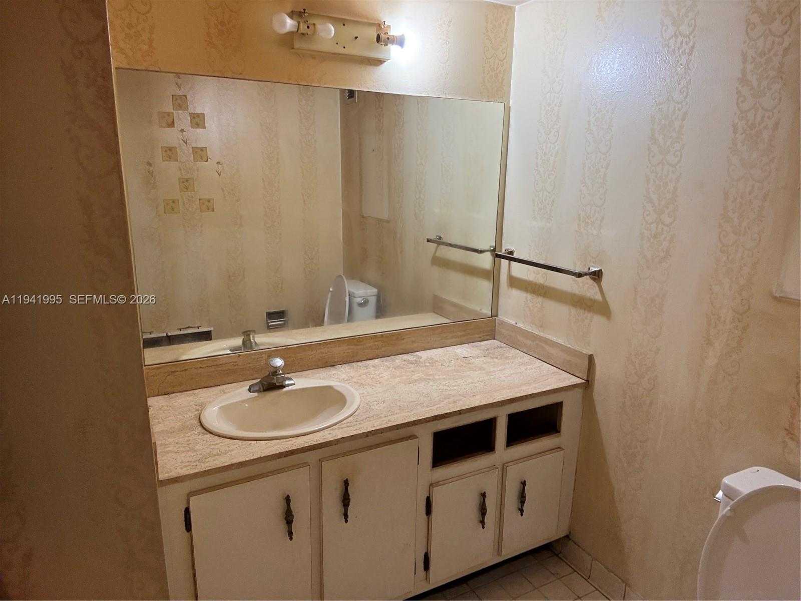 Small Image of Hallandale Beach Number 5