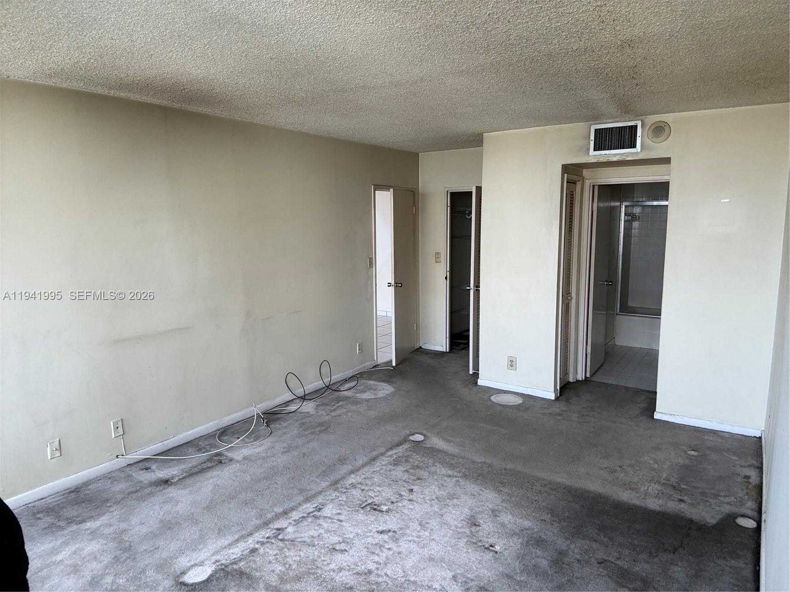 Small Image of Hallandale Beach Number 7