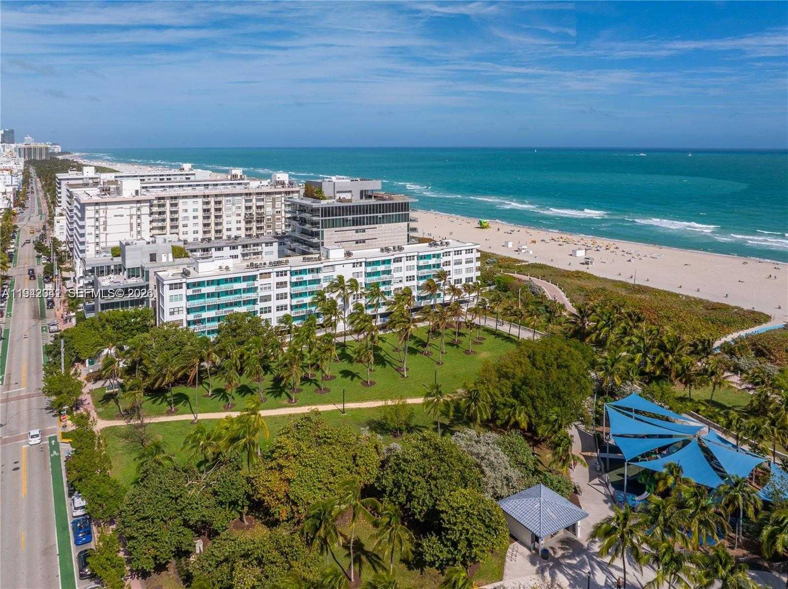 Small Image of 301 OCEAN DR #302, Miami Beach Number 18