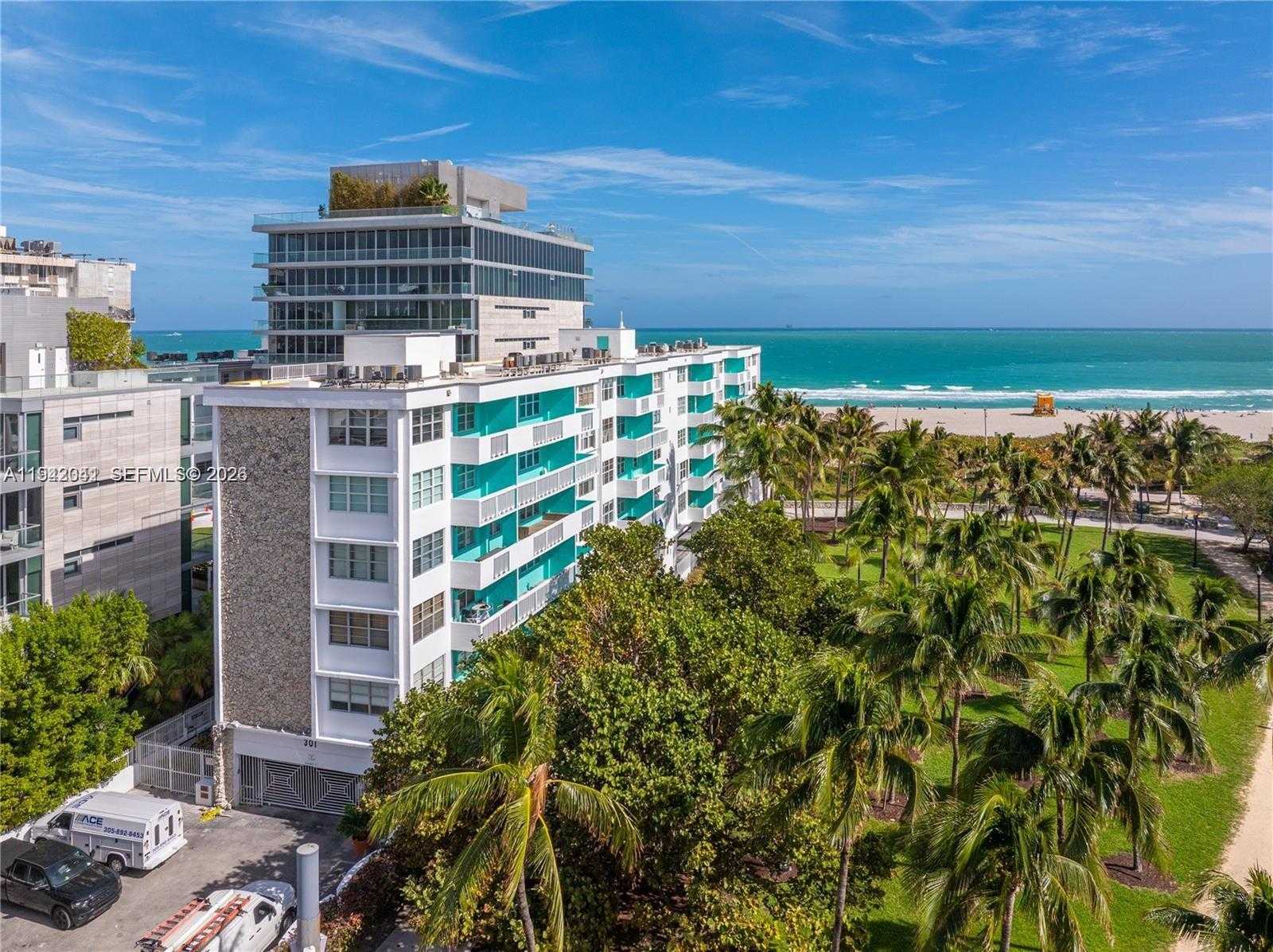 Small Image of 301 OCEAN DR #302, Miami Beach Number 20
