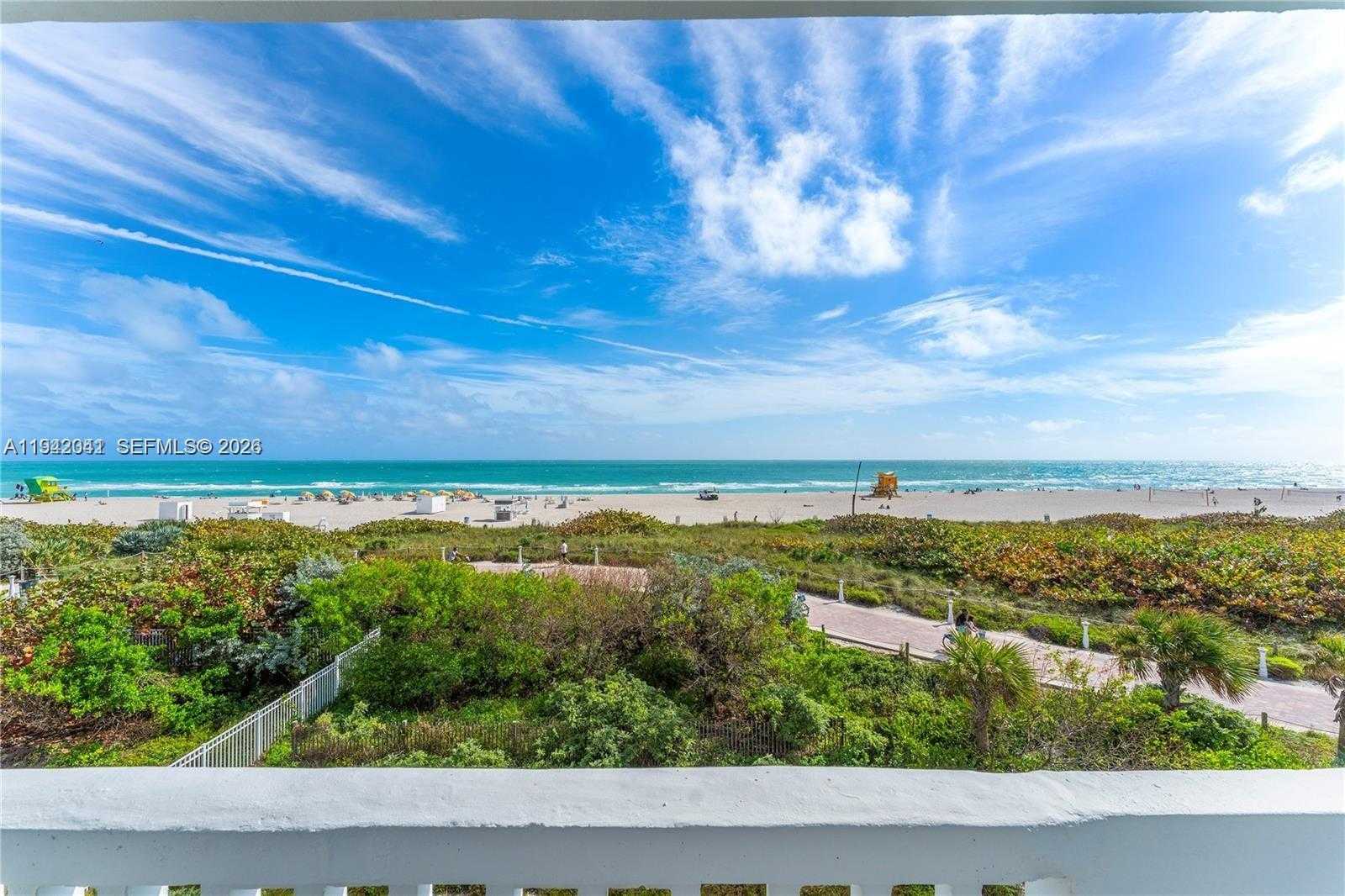 Small Image of 301 OCEAN DR #302, Miami Beach Number 23