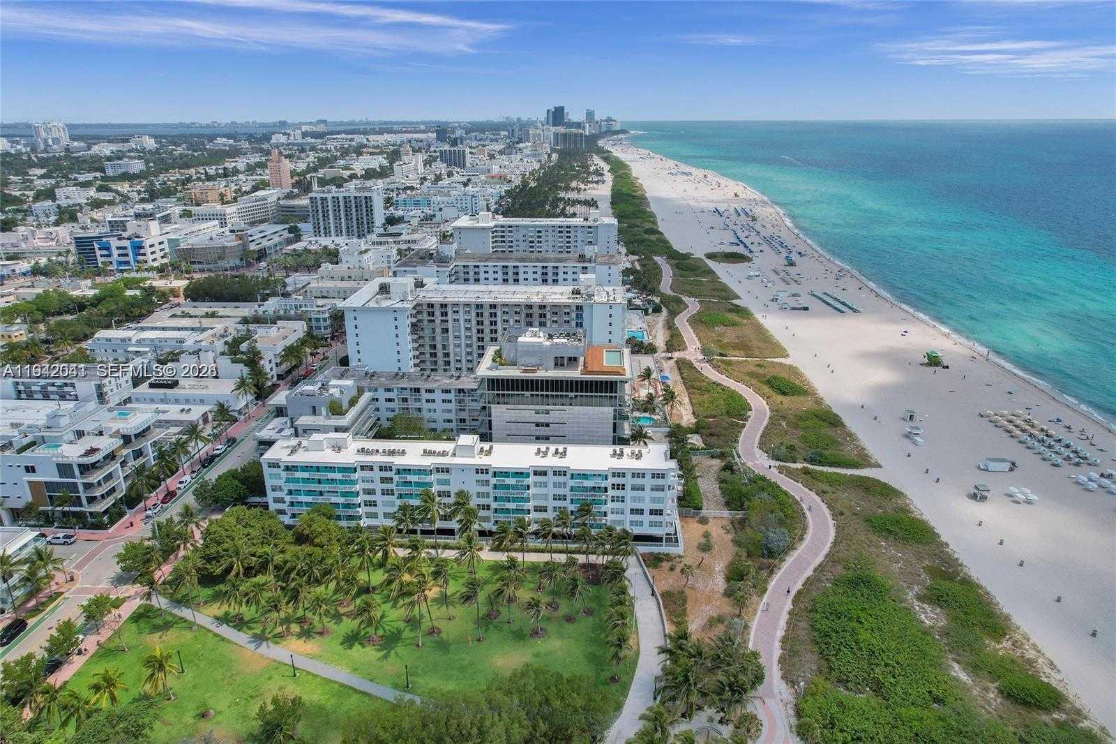 Small Image of 301 OCEAN DR #302, Miami Beach Number 24
