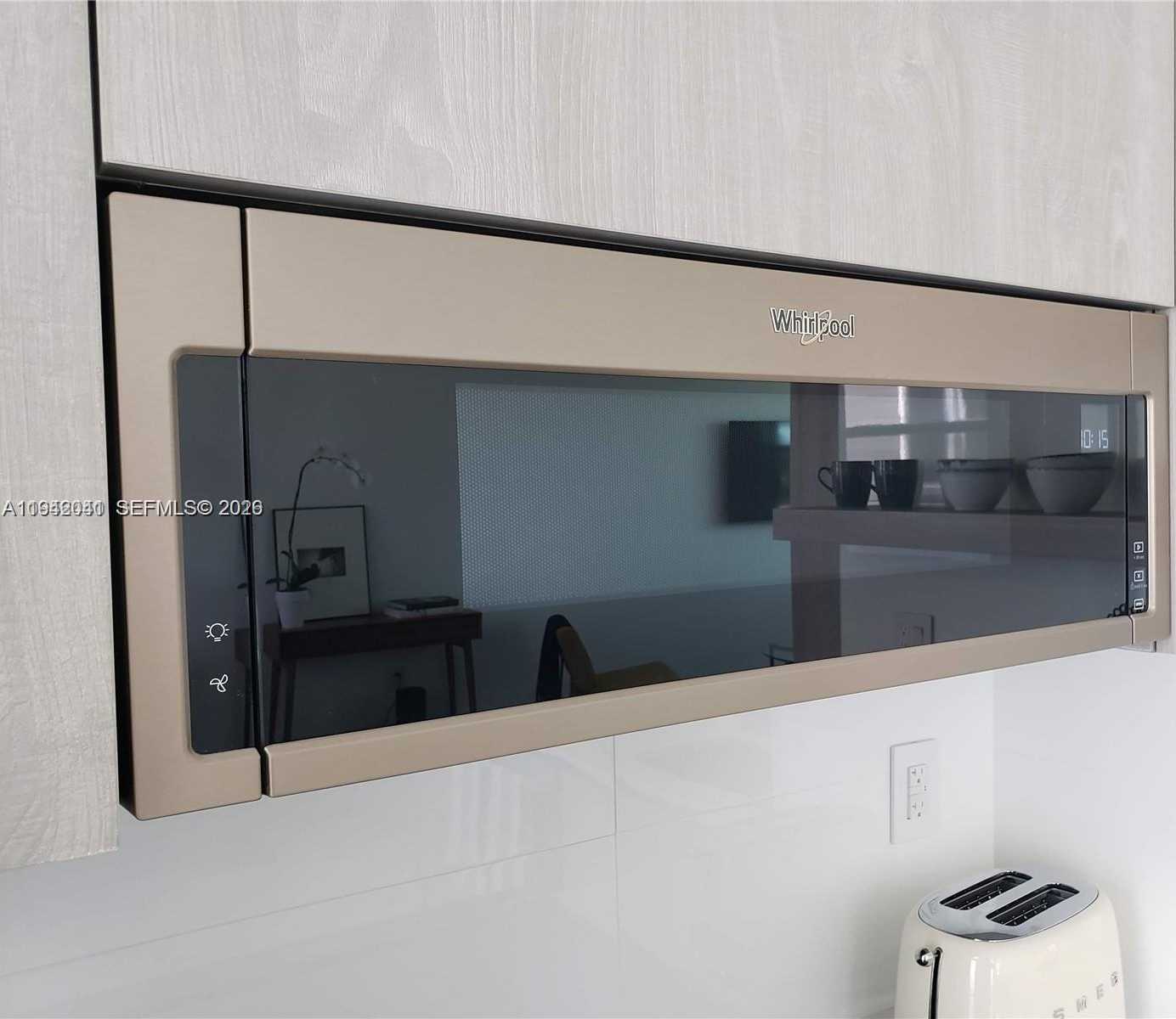 Small Image of 301 OCEAN DR #302, Miami Beach Number 30