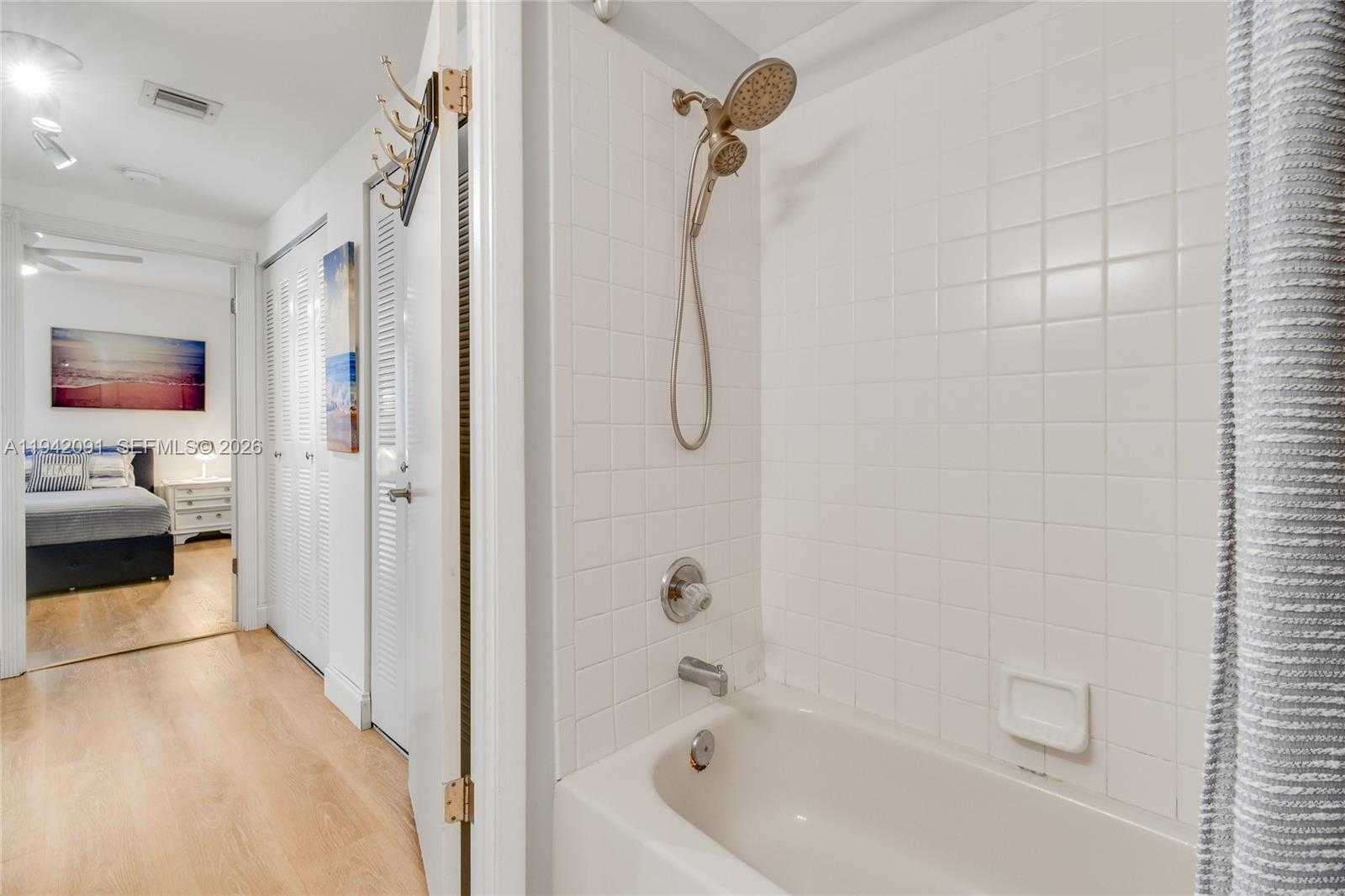 Small Image of 353 S US HIGHWAY 1 #B6, Jupiter Number 16