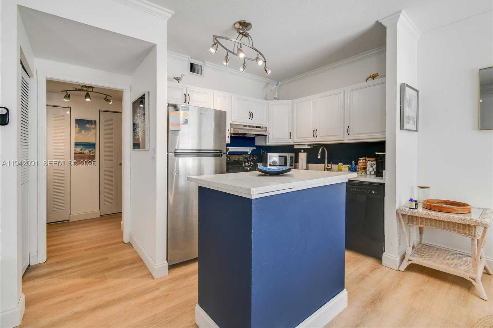 Small Image of 353 S US HIGHWAY 1 #B6, Jupiter Number 8