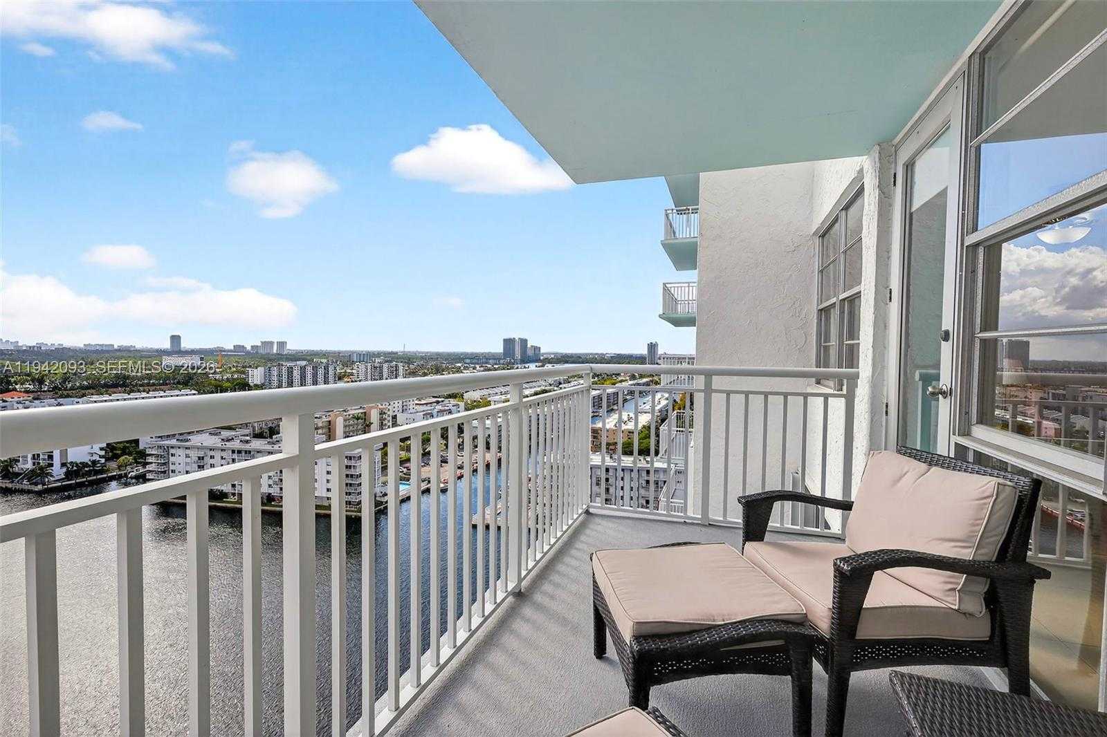 Small Image of 301 174TH ST #1905, Sunny Isles Beach Number 11