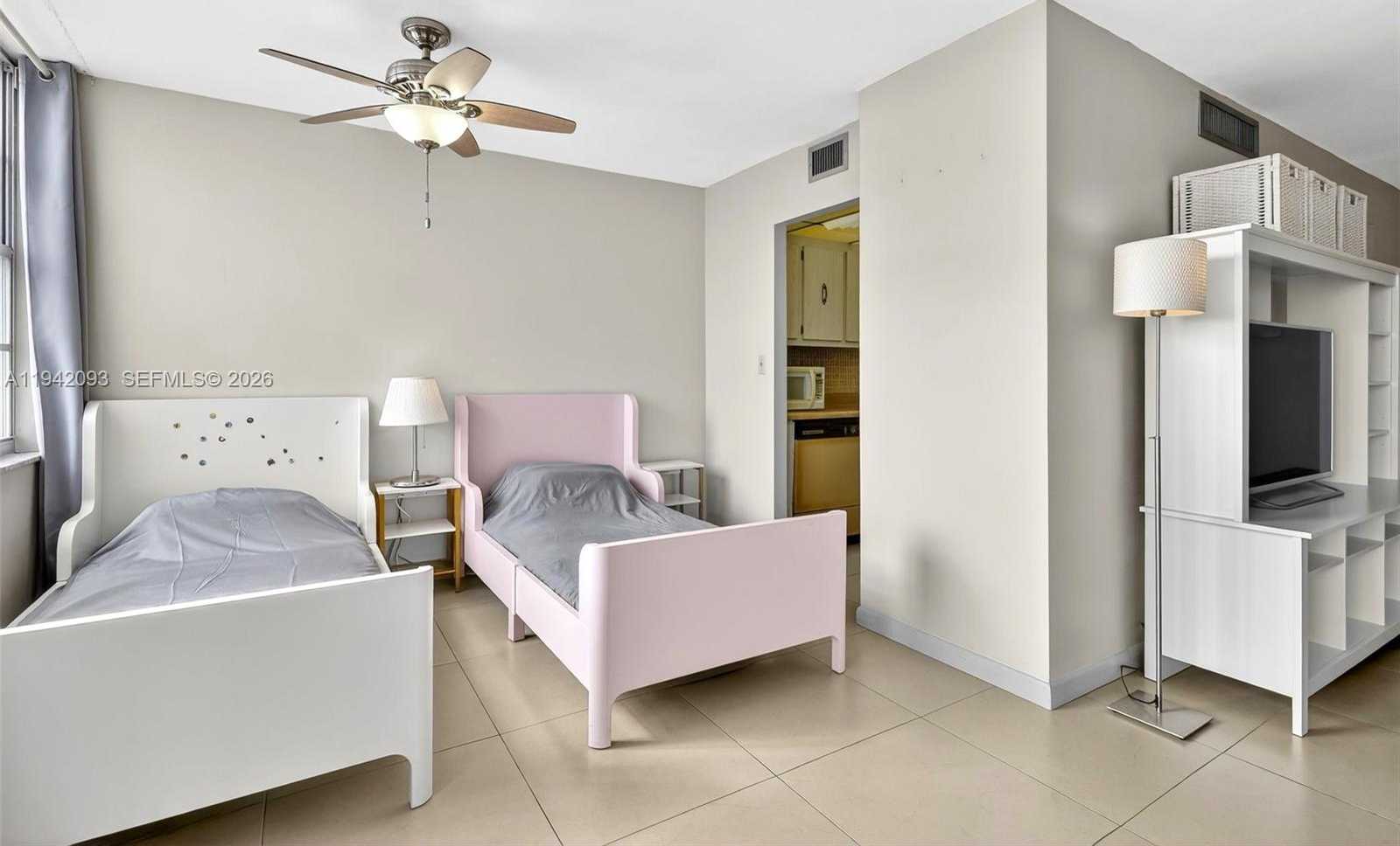 Small Image of 301 174TH ST #1905, Sunny Isles Beach Number 14