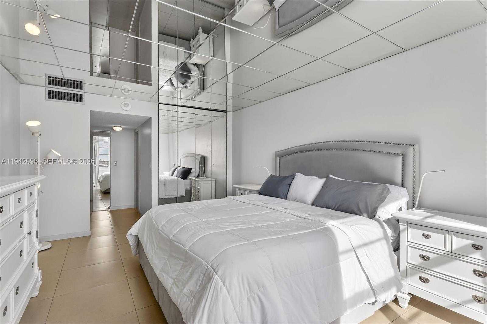 Small Image of 301 174TH ST #1905, Sunny Isles Beach Number 22