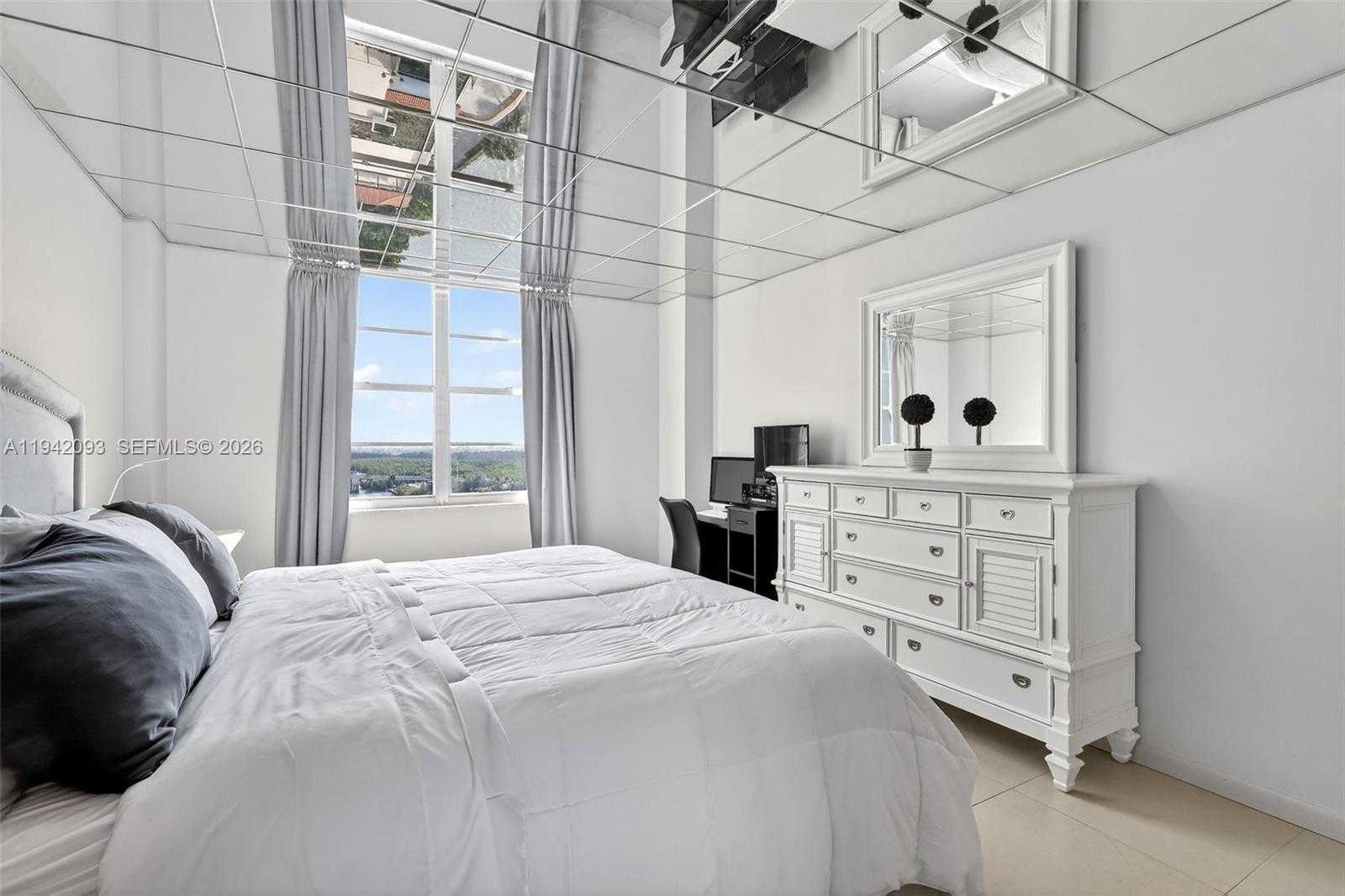 Small Image of 301 174TH ST #1905, Sunny Isles Beach Number 23