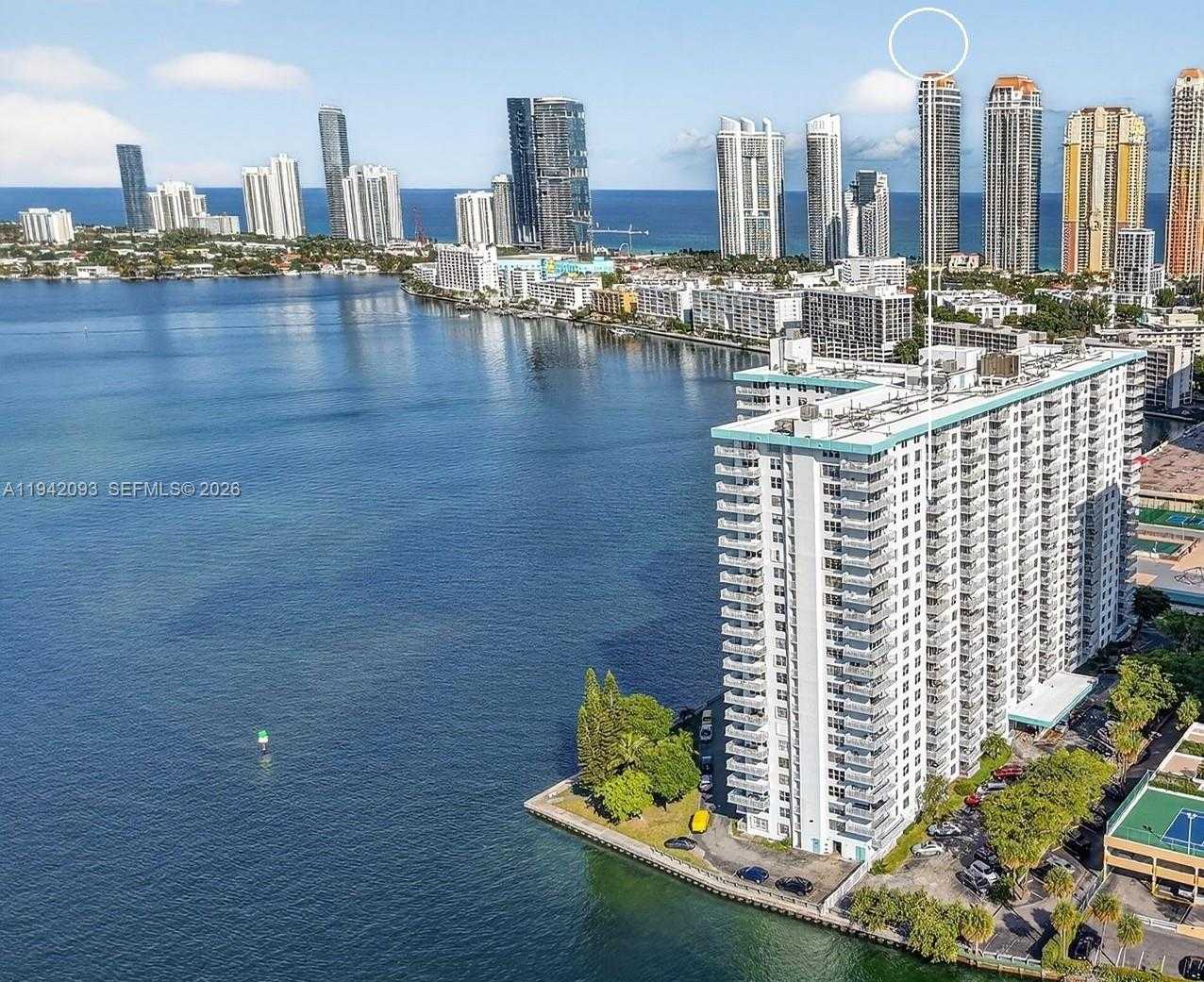 Small Image of 301 174TH ST #1905, Sunny Isles Beach Number 3