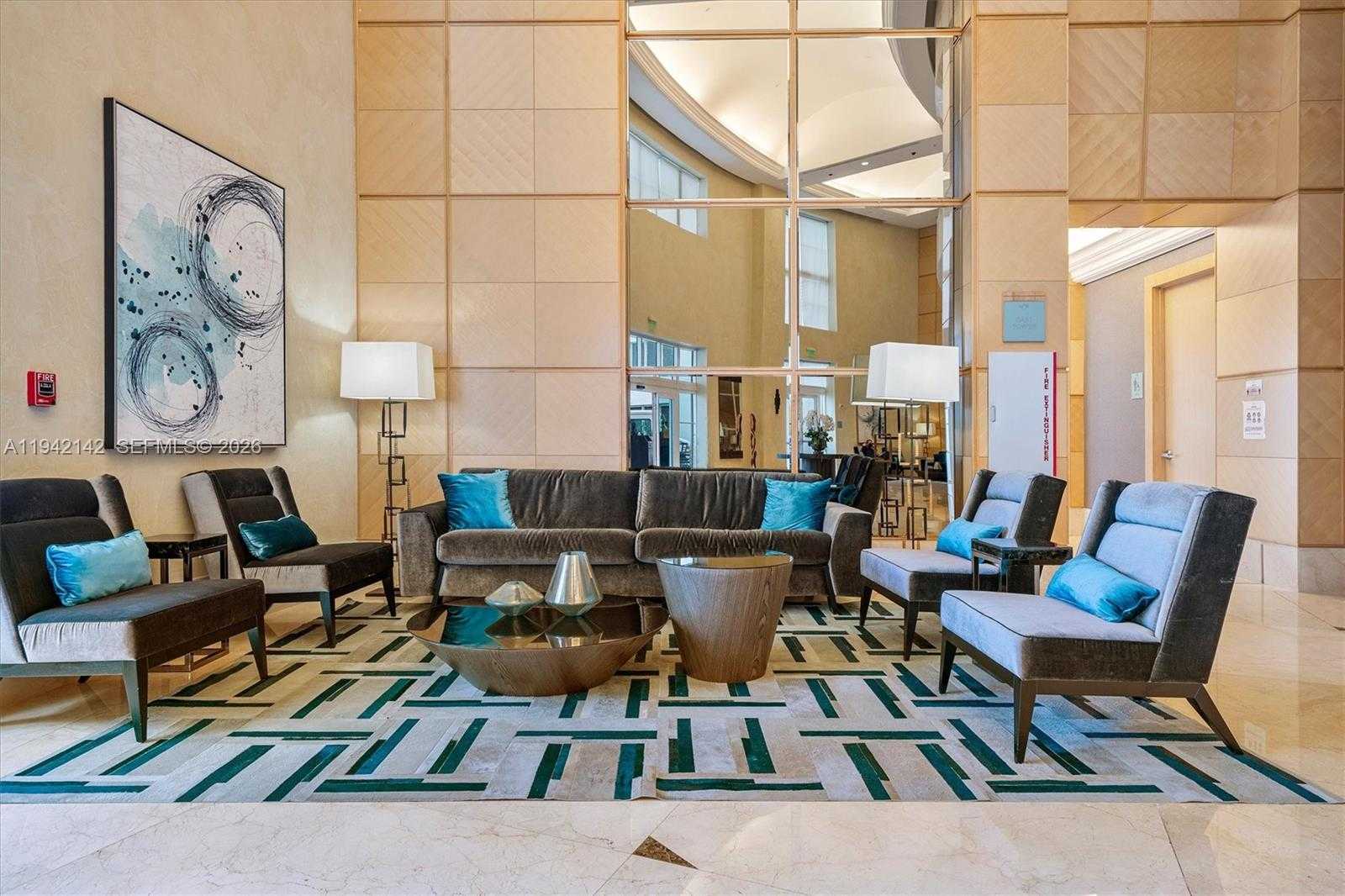 Small Image of 19400 TURNBERRY WAY #1131, Aventura Number 36