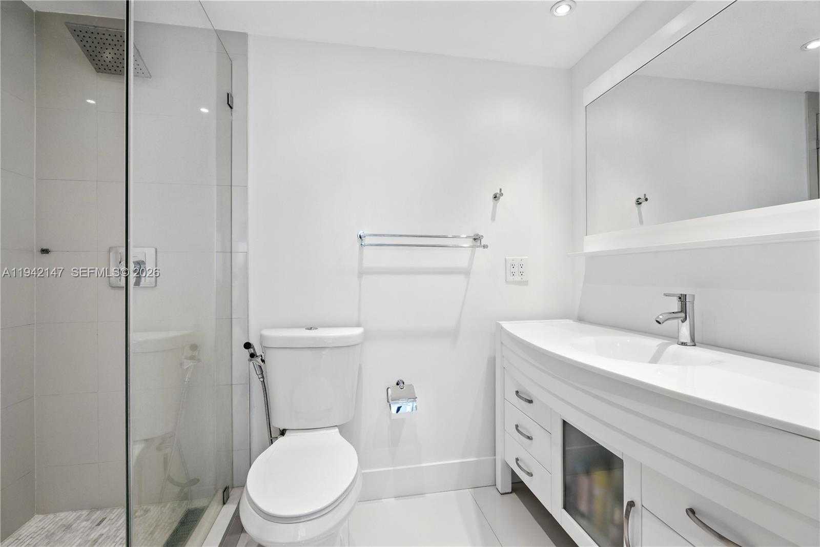 Small Image of 200 SOUTH EAST 15TH RD #9I, Miami Number 12