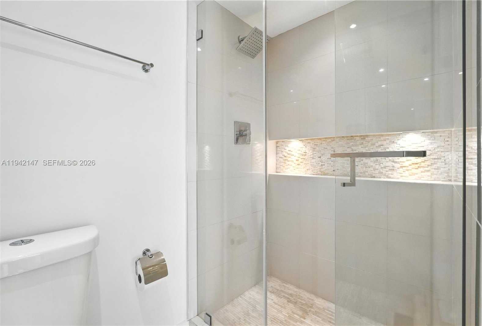 Small Image of 200 SOUTH EAST 15TH RD #9I, Miami Number 15