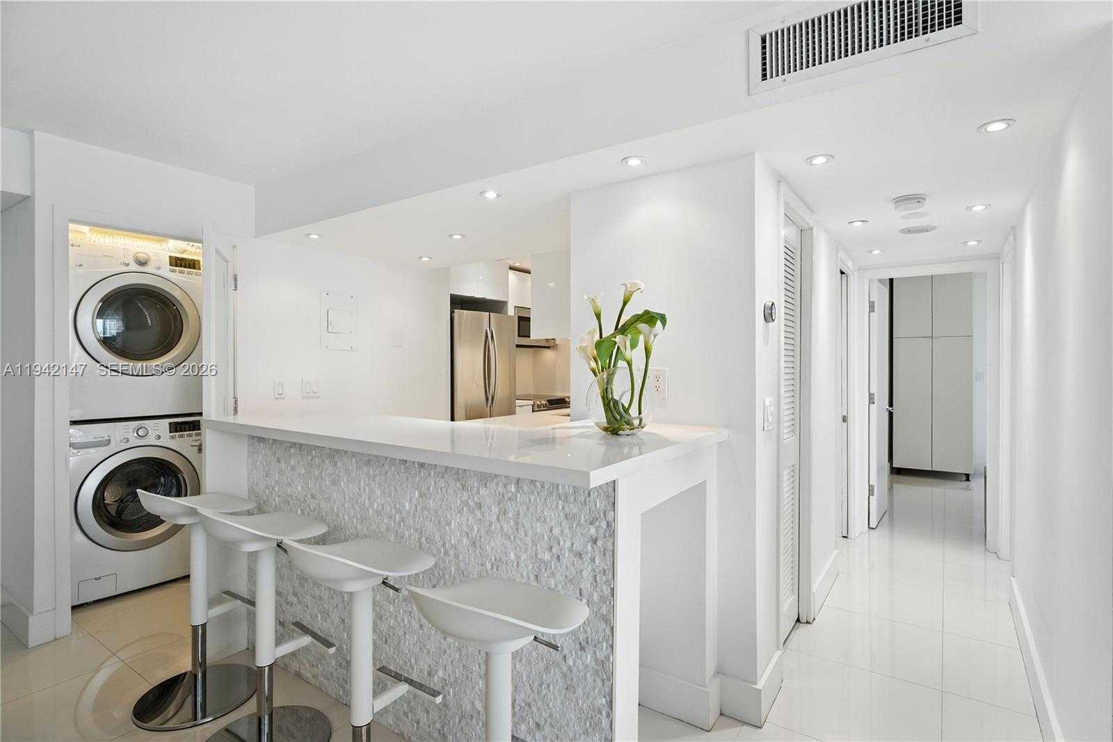 Small Image of 200 SOUTH EAST 15TH RD #9I, Miami Number 6