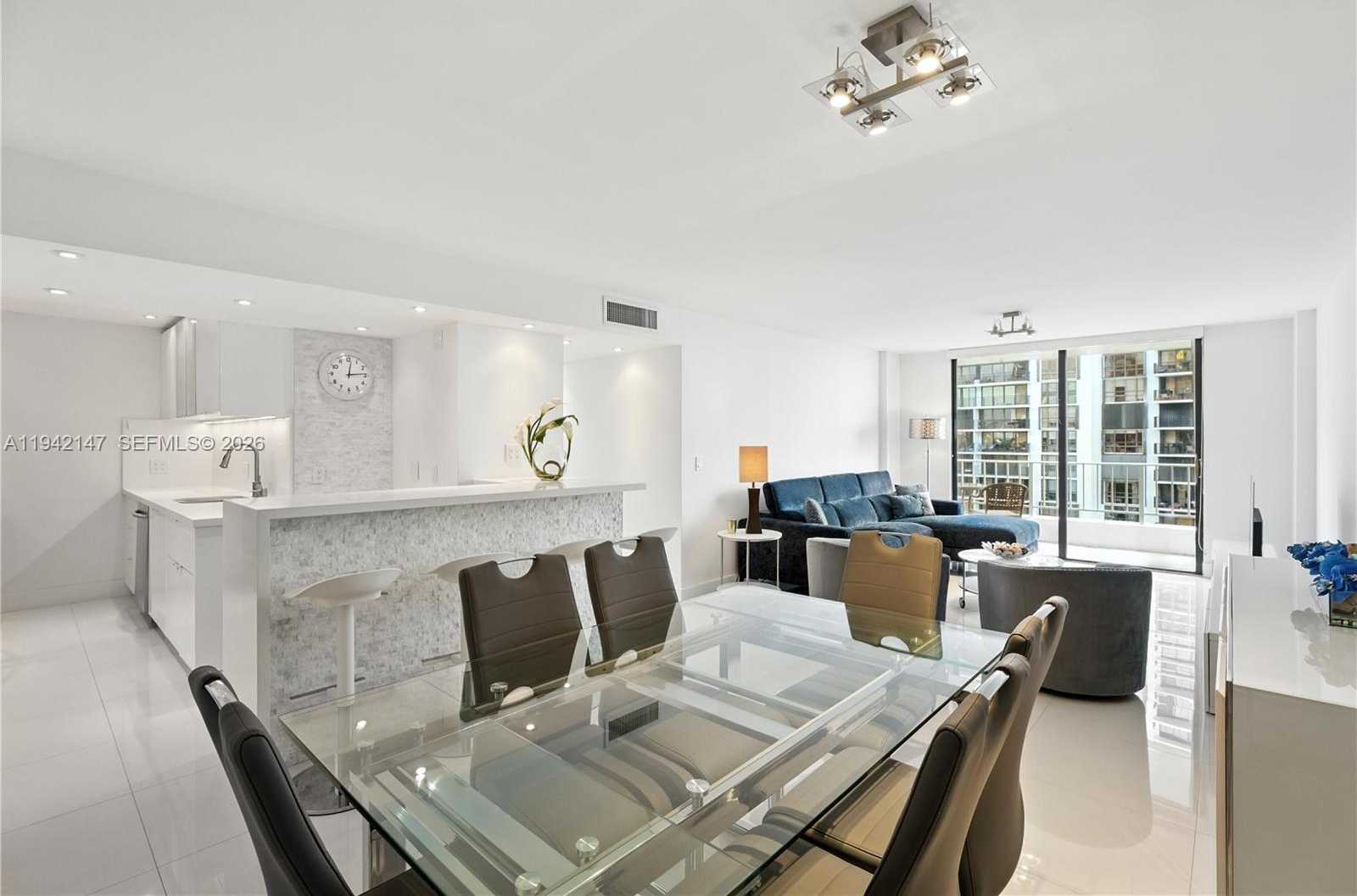 Small Image of 200 SOUTH EAST 15TH RD #9I, Miami Number 9