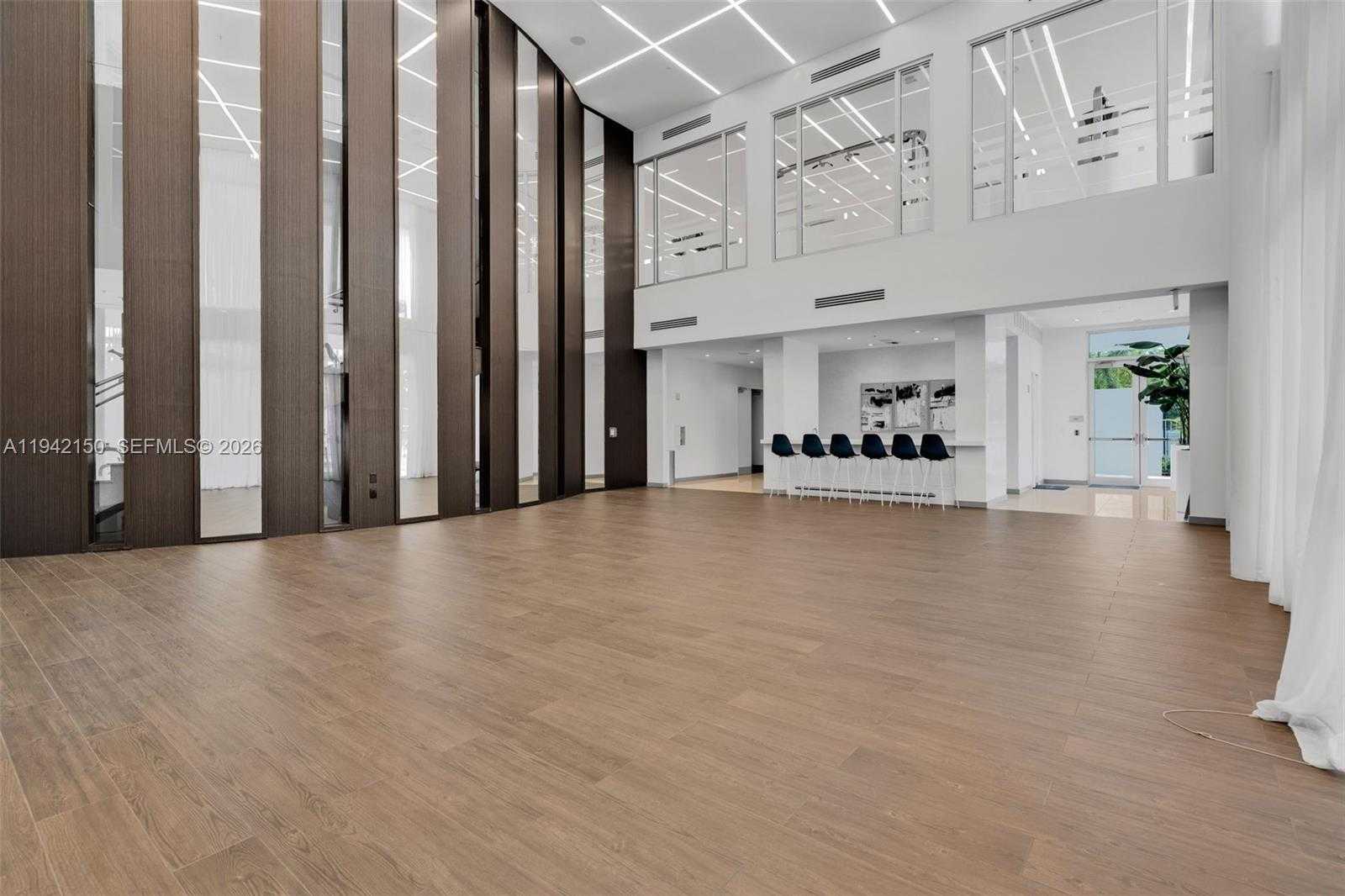 Small Image of 6348 NORTH WEST 104TH CT, Doral Number 7