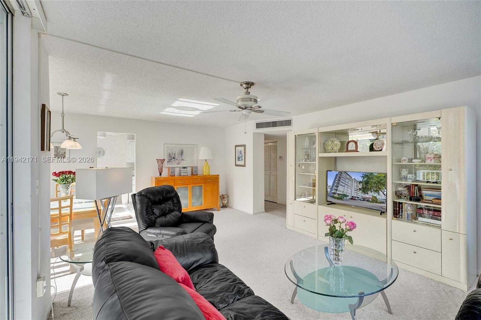 Small Image of 1300 NORTH EAST MIAMI GARDENS DR #320E, Miami Number 53