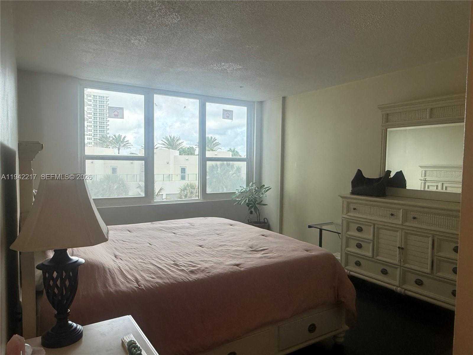Small Image of 3505 SOUTH OCEAN DR #310, Hollywood Number 11
