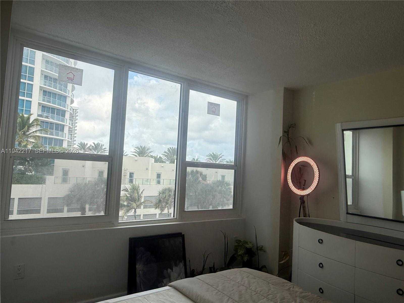 Small Image of 3505 SOUTH OCEAN DR #310, Hollywood Number 7