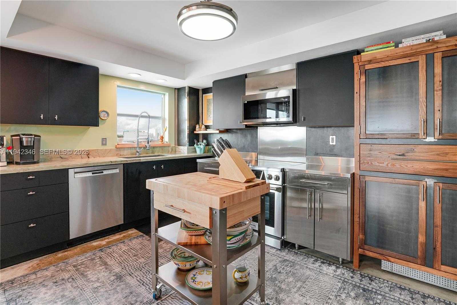 Small Image of 9250 WEST BAY HARBOR DR #PH-C, Bay Harbor Islands Number 12