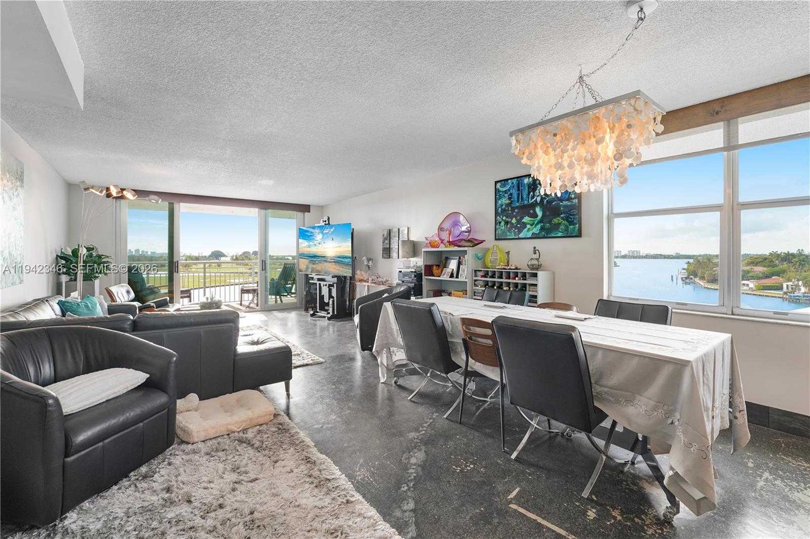 Small Image of 9250 WEST BAY HARBOR DR #PH-C, Bay Harbor Islands Number 7