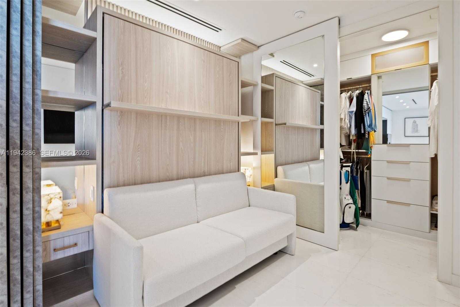 Small Image of 300 SOUTH BISCAYNE BLVD WAY #403, Miami Number 13