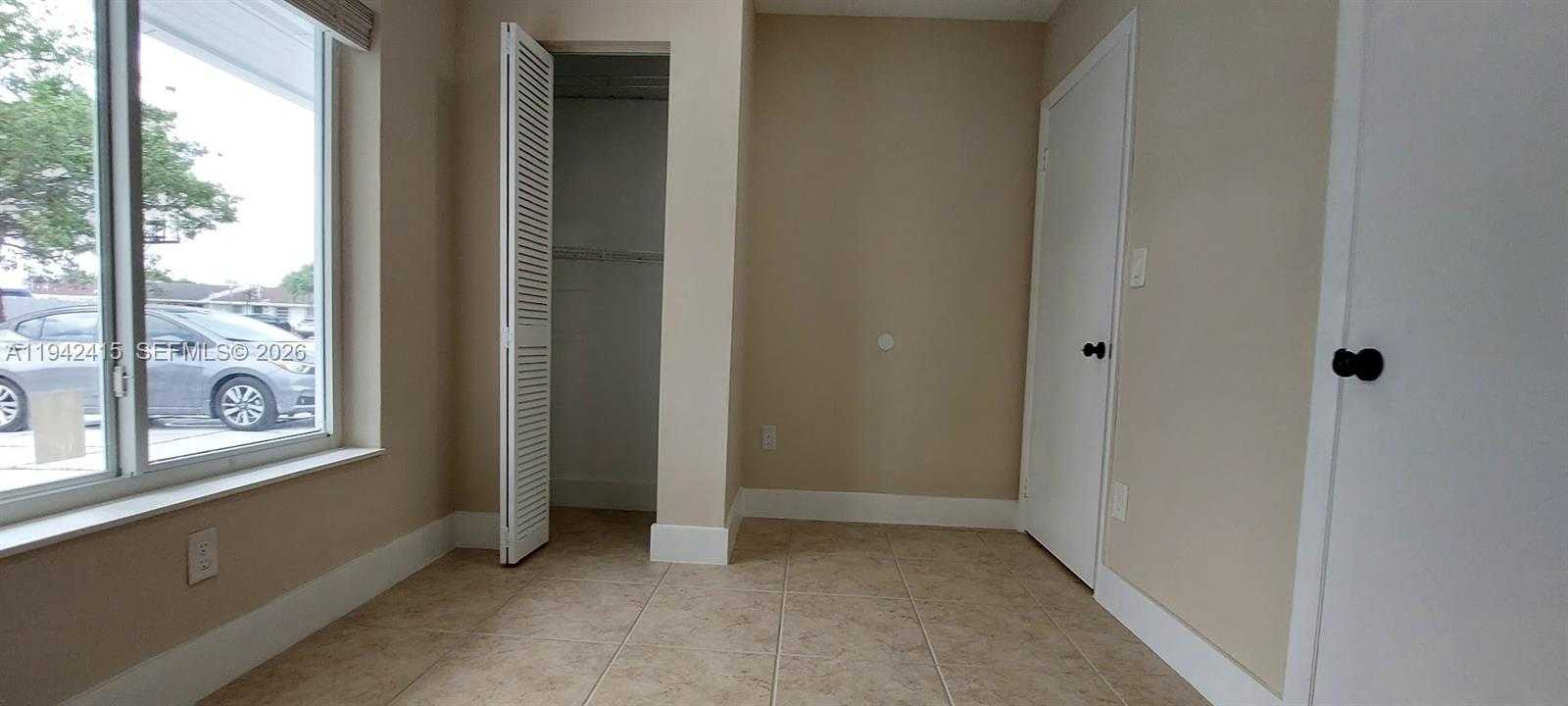 Small Image of 4821 SOUTH WEST 129TH AVE, Miami Number 10