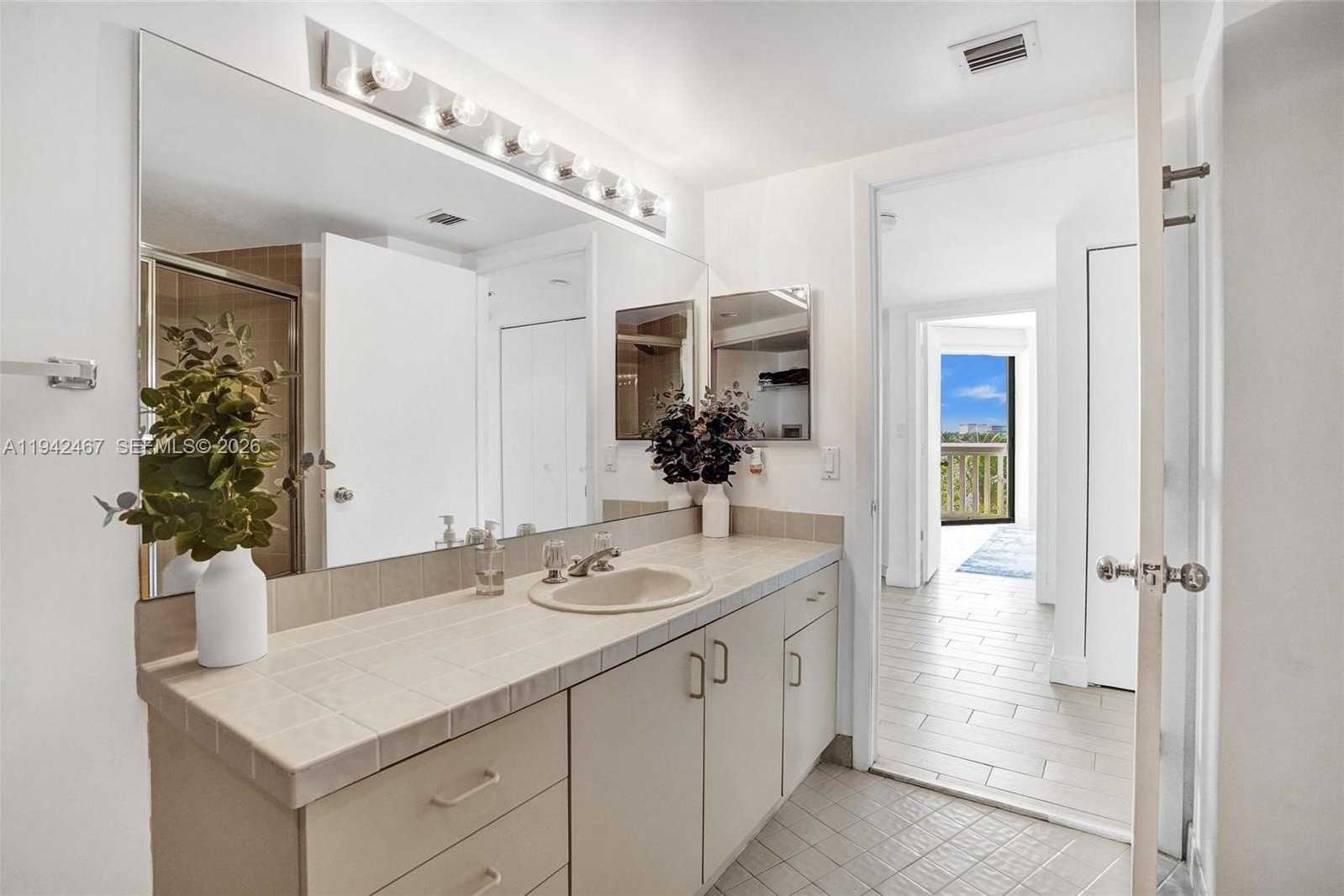 Small Image of 1000 EAST ISLAND BLVD #503, Aventura Number 27