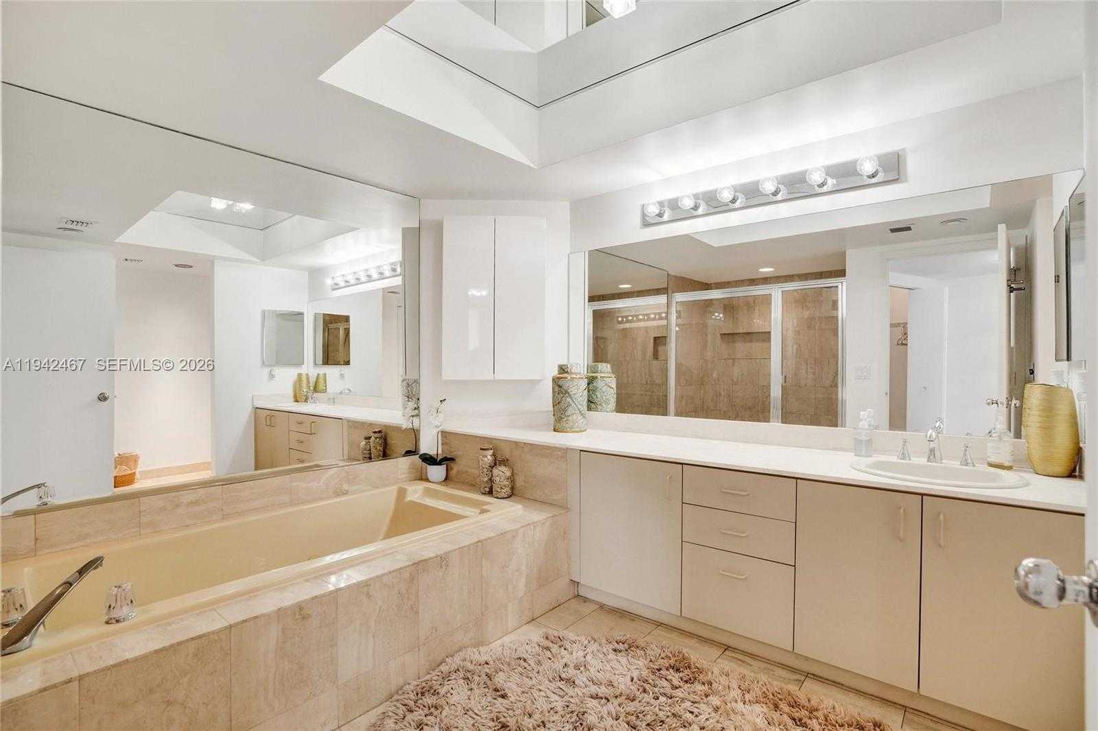 Small Image of 1000 EAST ISLAND BLVD #503, Aventura Number 32