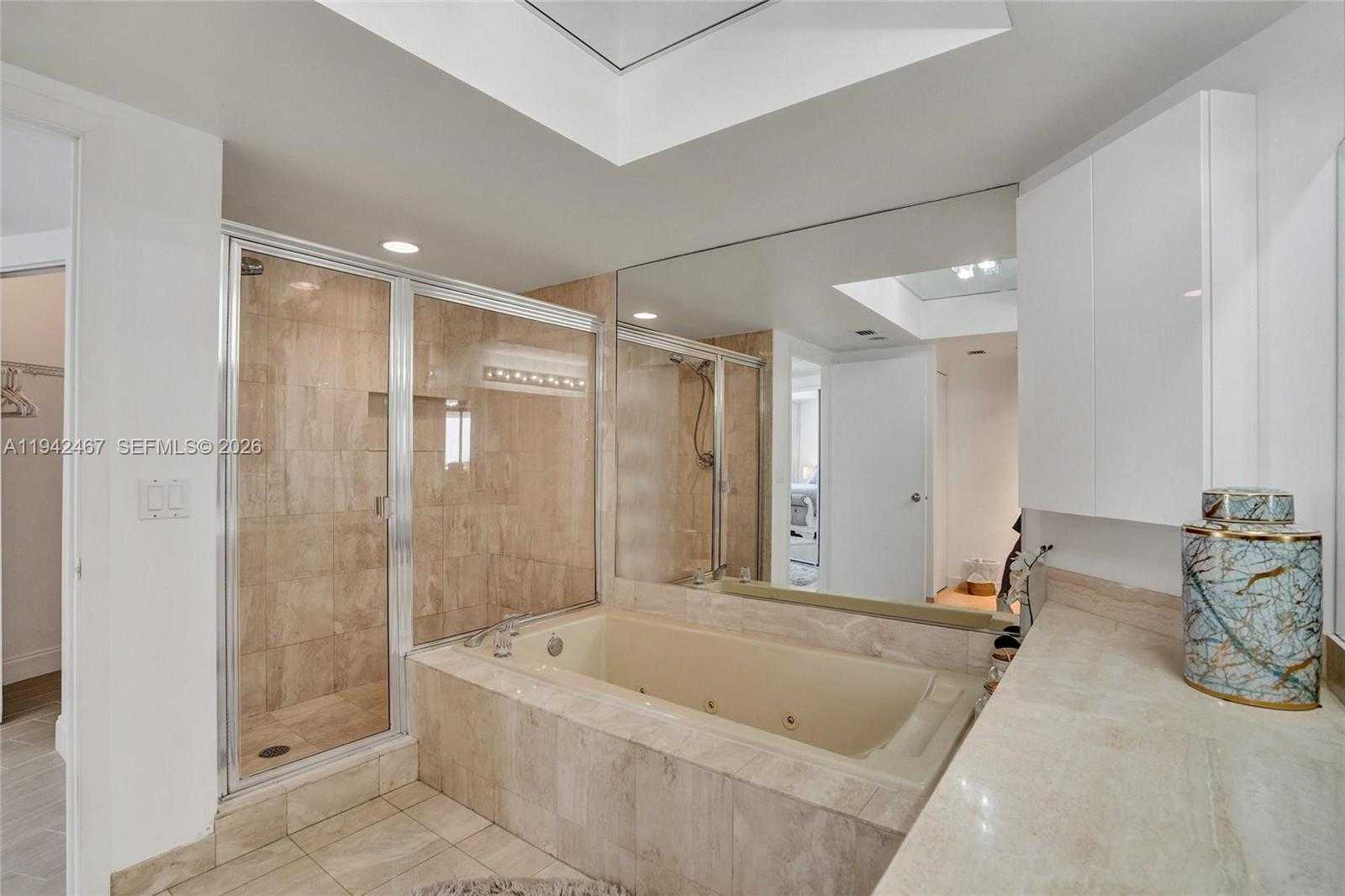 Small Image of 1000 EAST ISLAND BLVD #503, Aventura Number 33